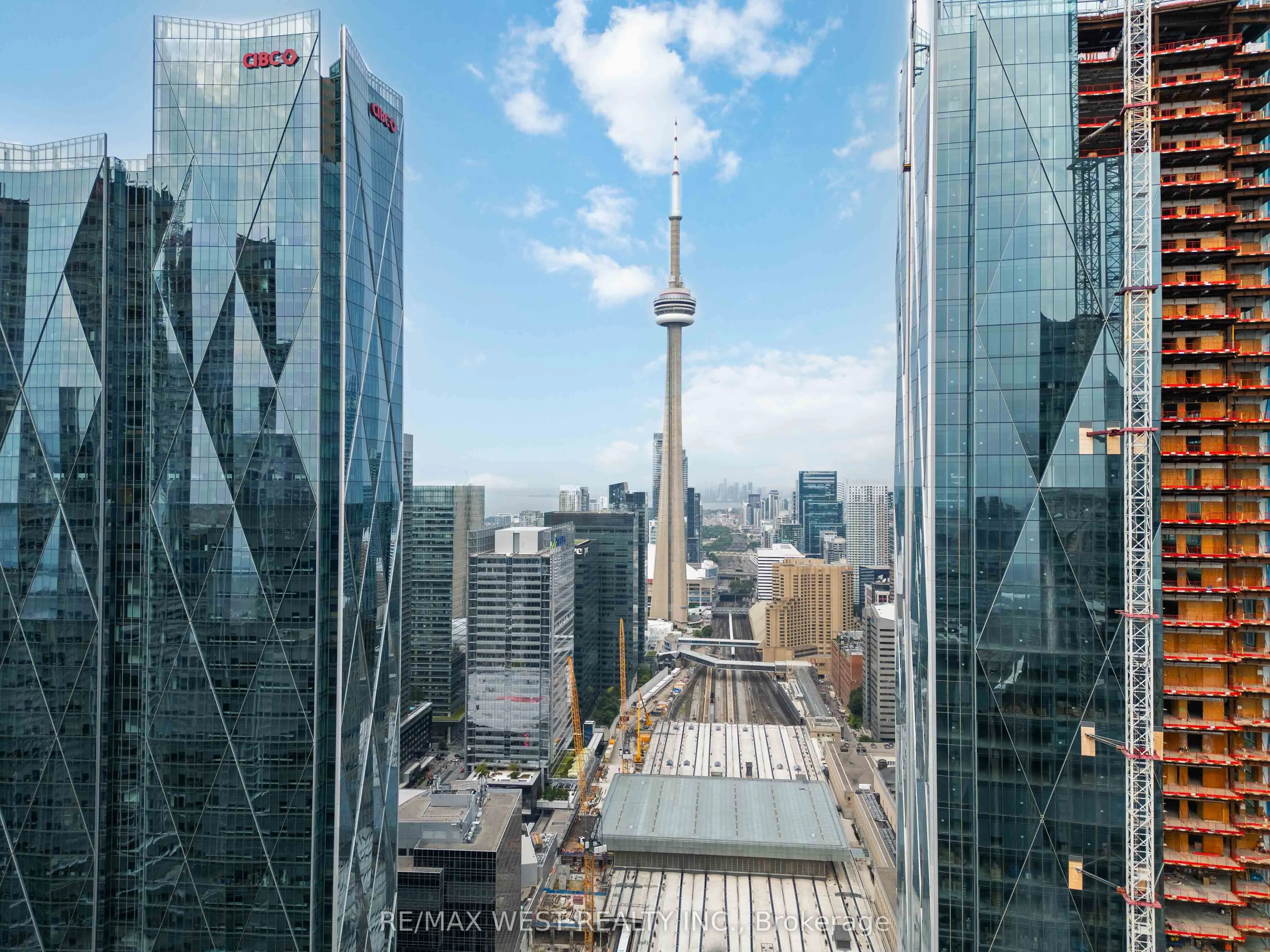 18 Yonge Street, #710