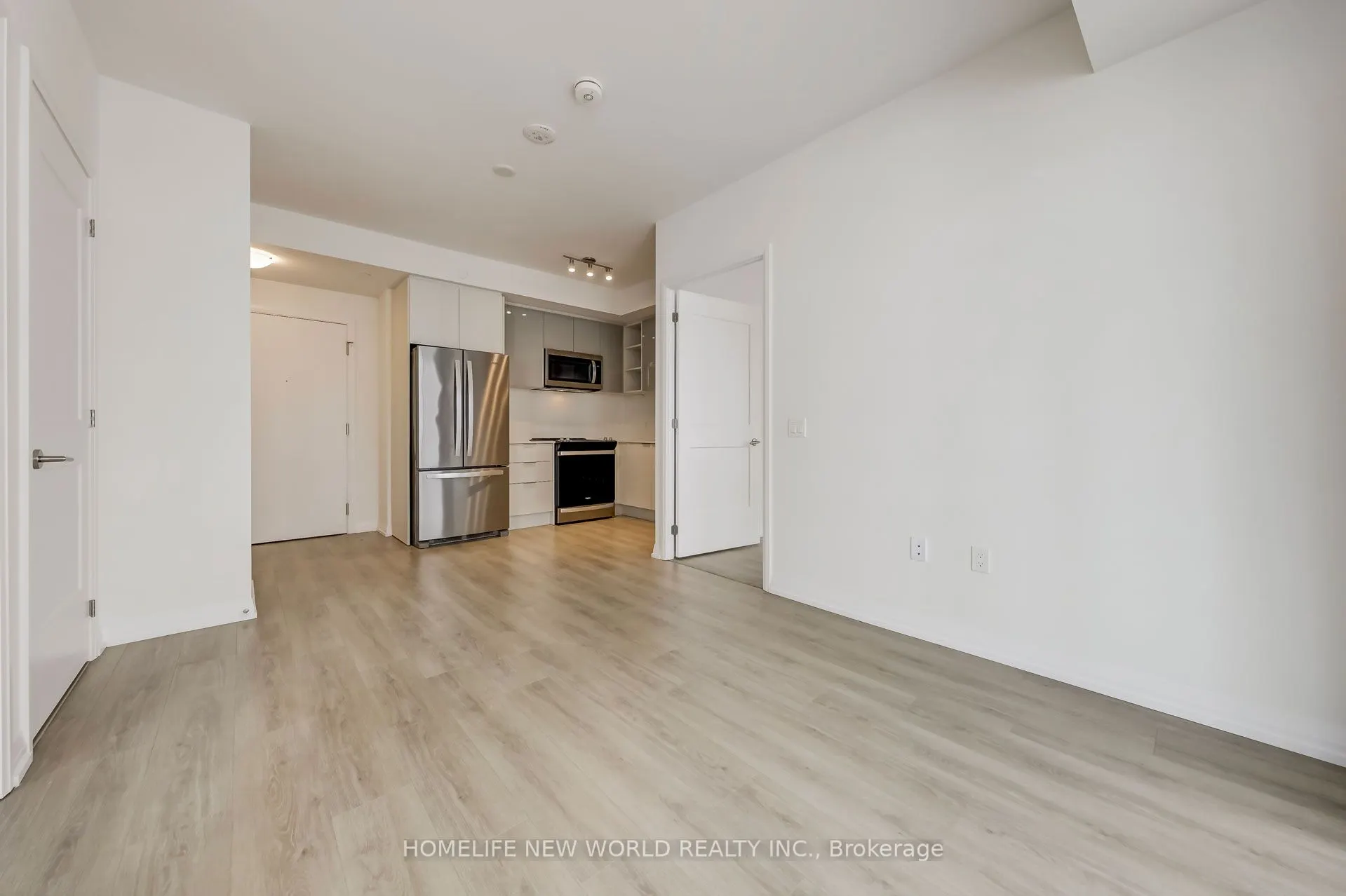 50 Dunfield Avenue, #1011