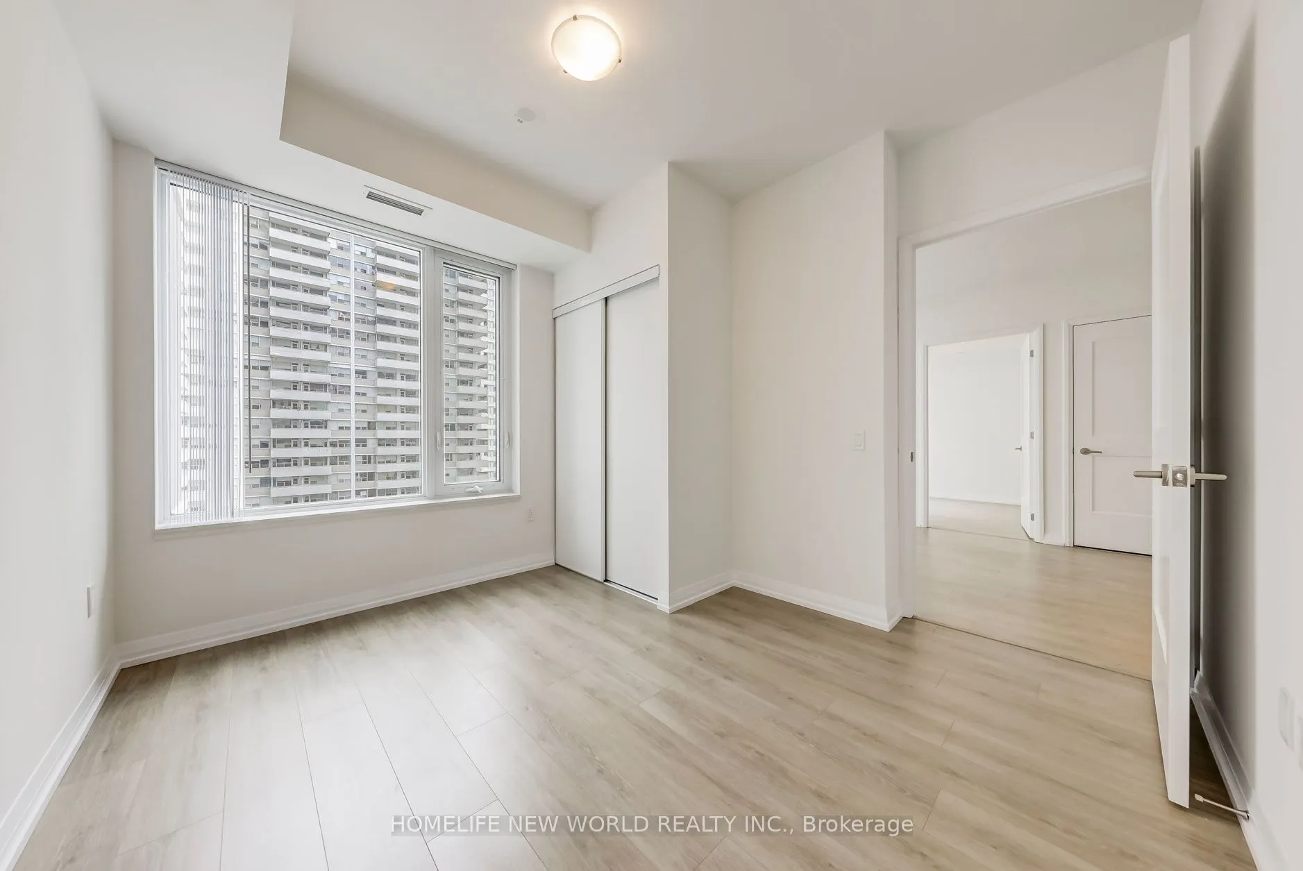50 Dunfield Avenue, #1011