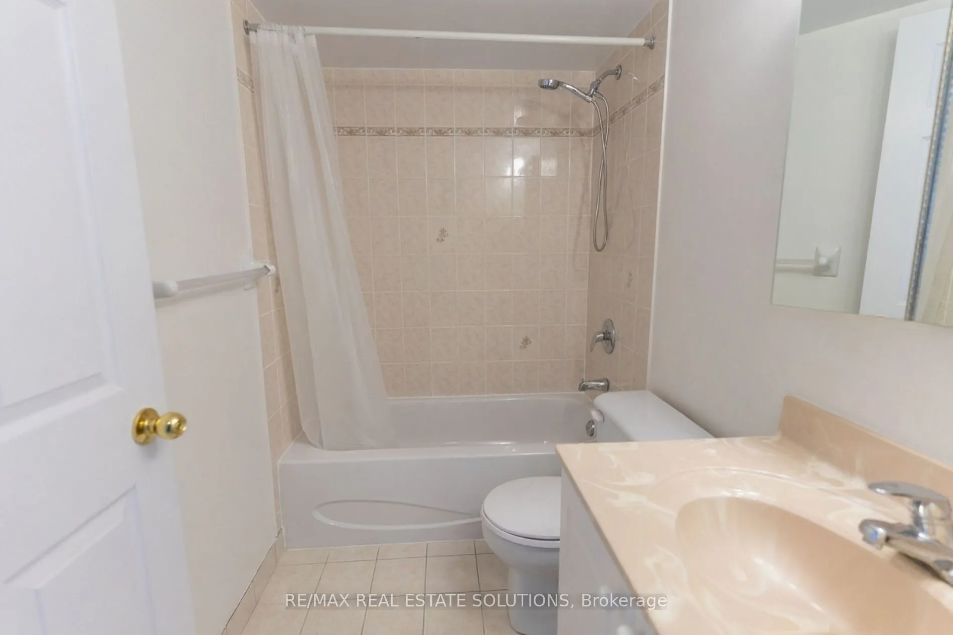 233 Beecroft Road, #910