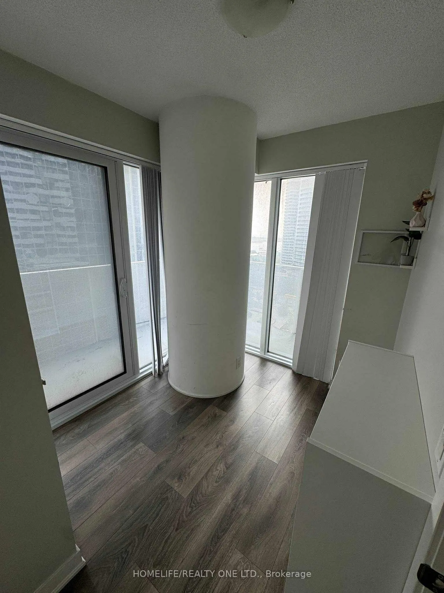 88 Harbour Street #1410