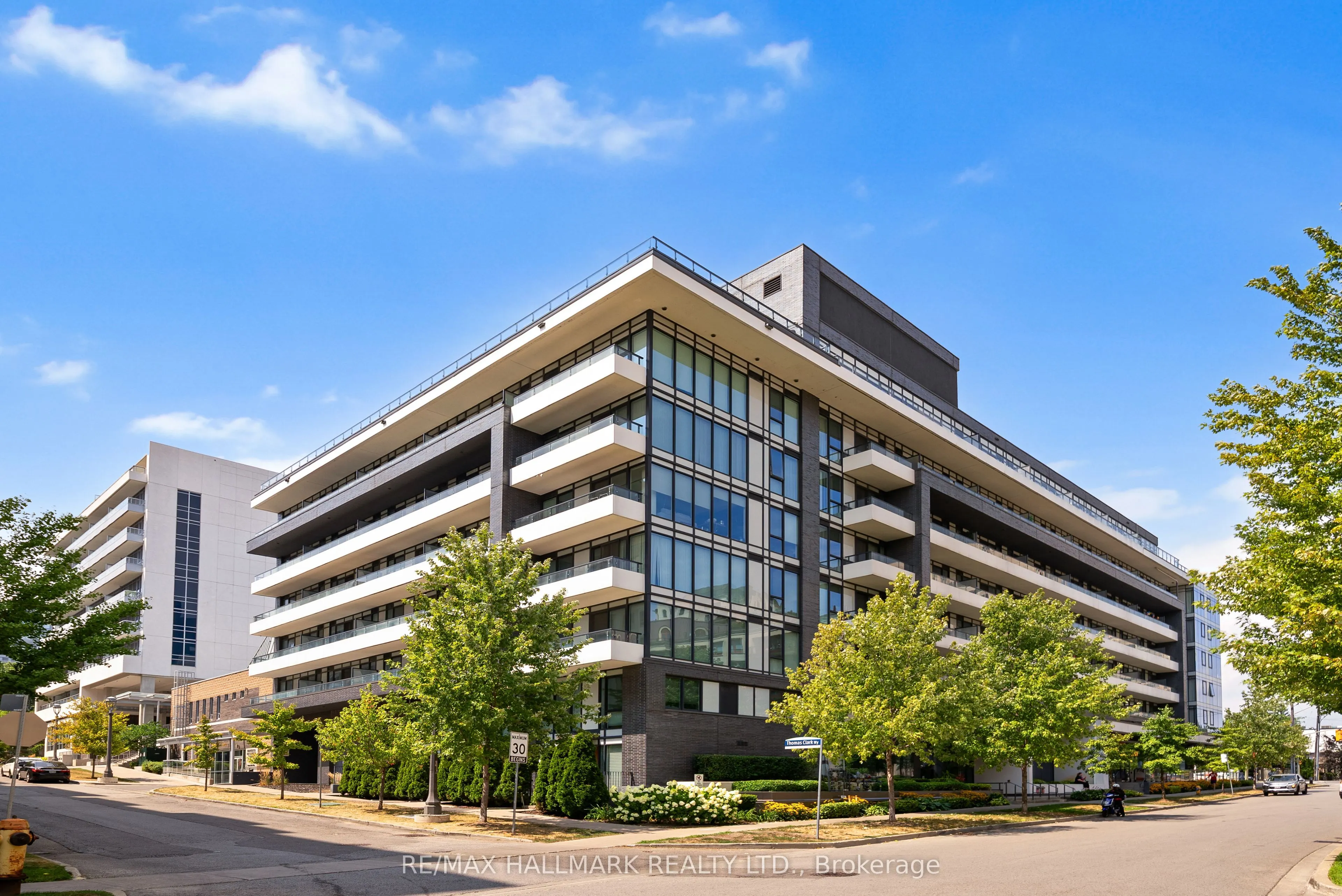 18 Rean Drive, #103