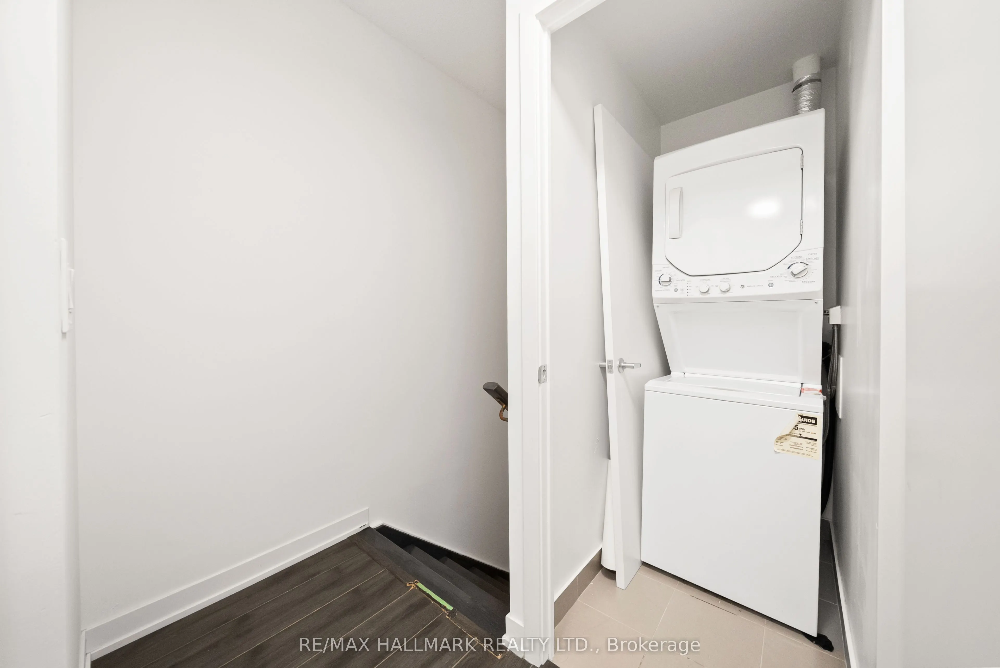 18 Rean Drive, #103