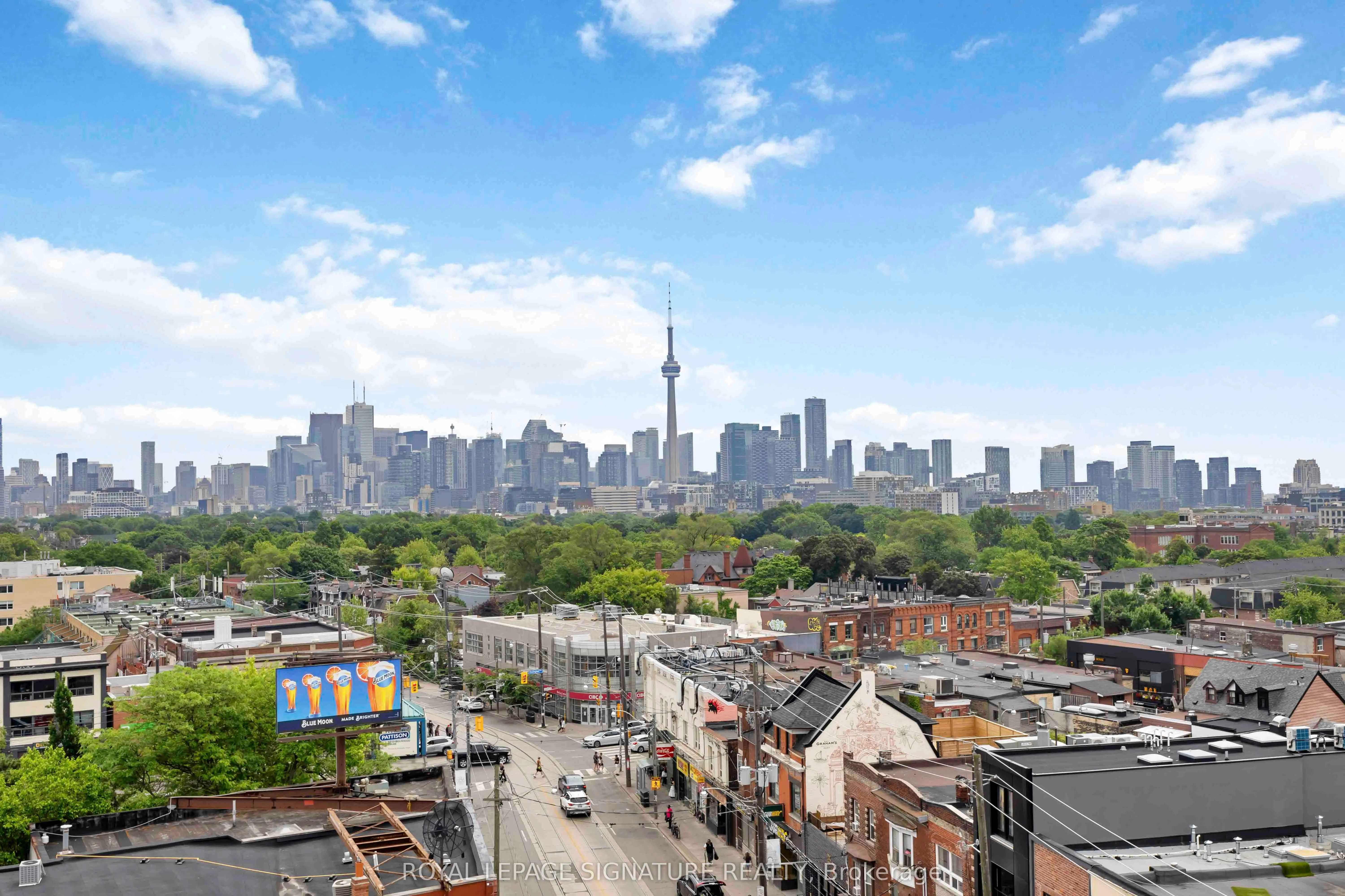 1200 Dundas Street W, #803