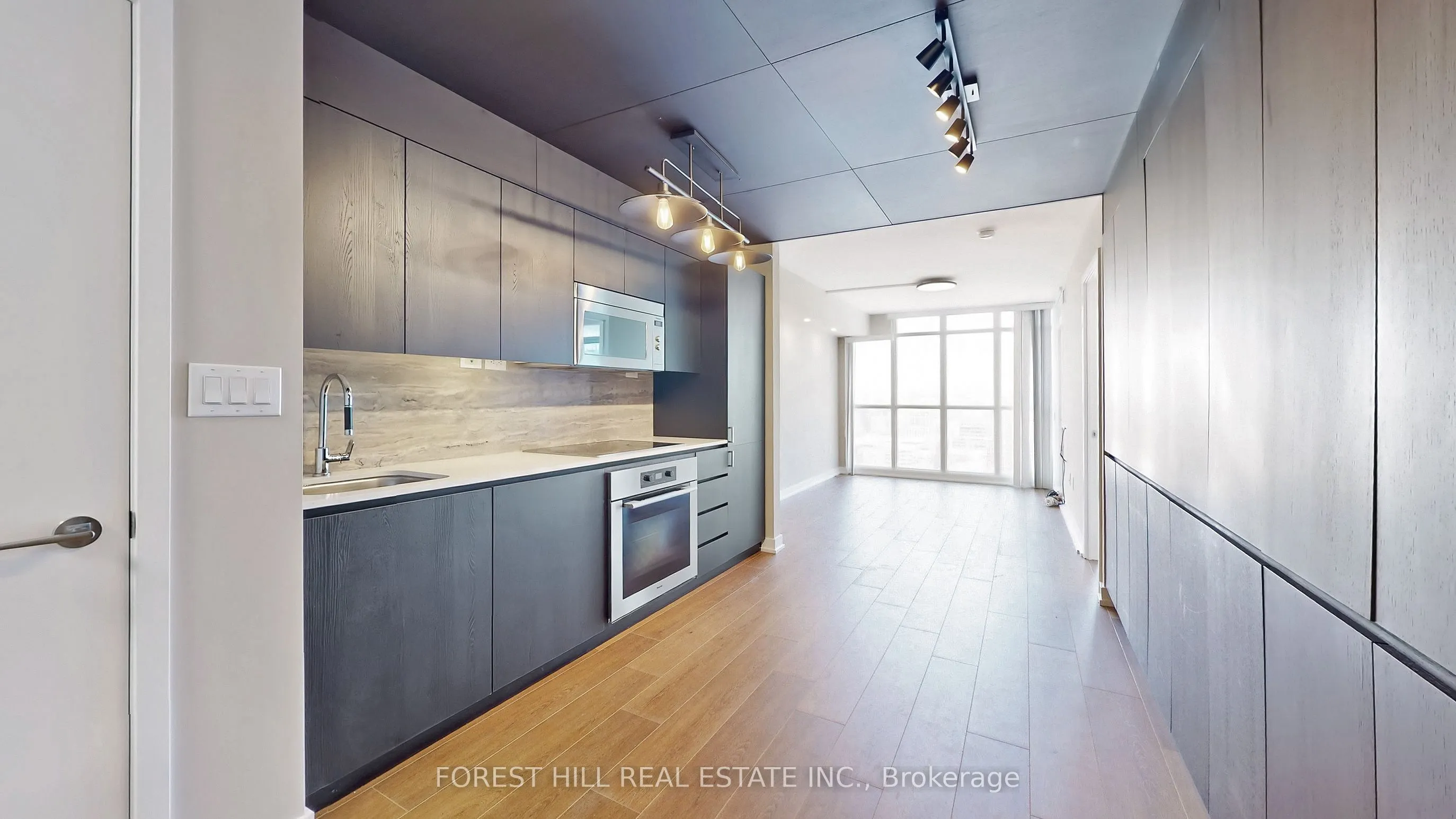 15 Iceboat Terrace, #2816