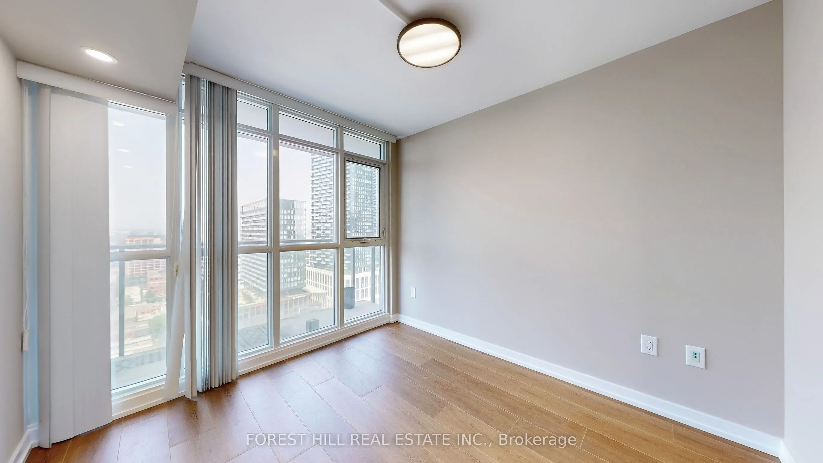 15 Iceboat Terrace, #2816