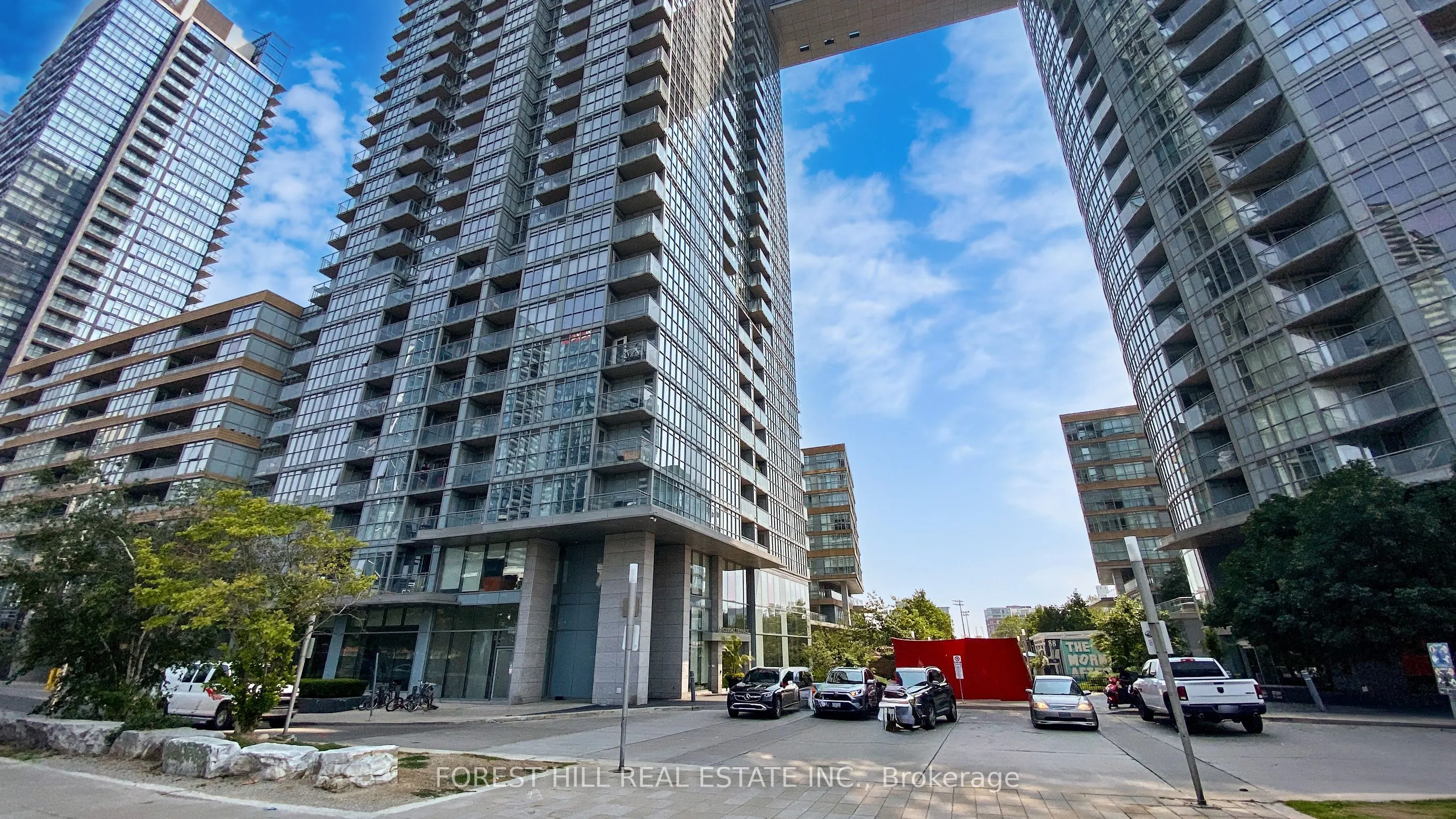 15 Iceboat Terrace, #2816