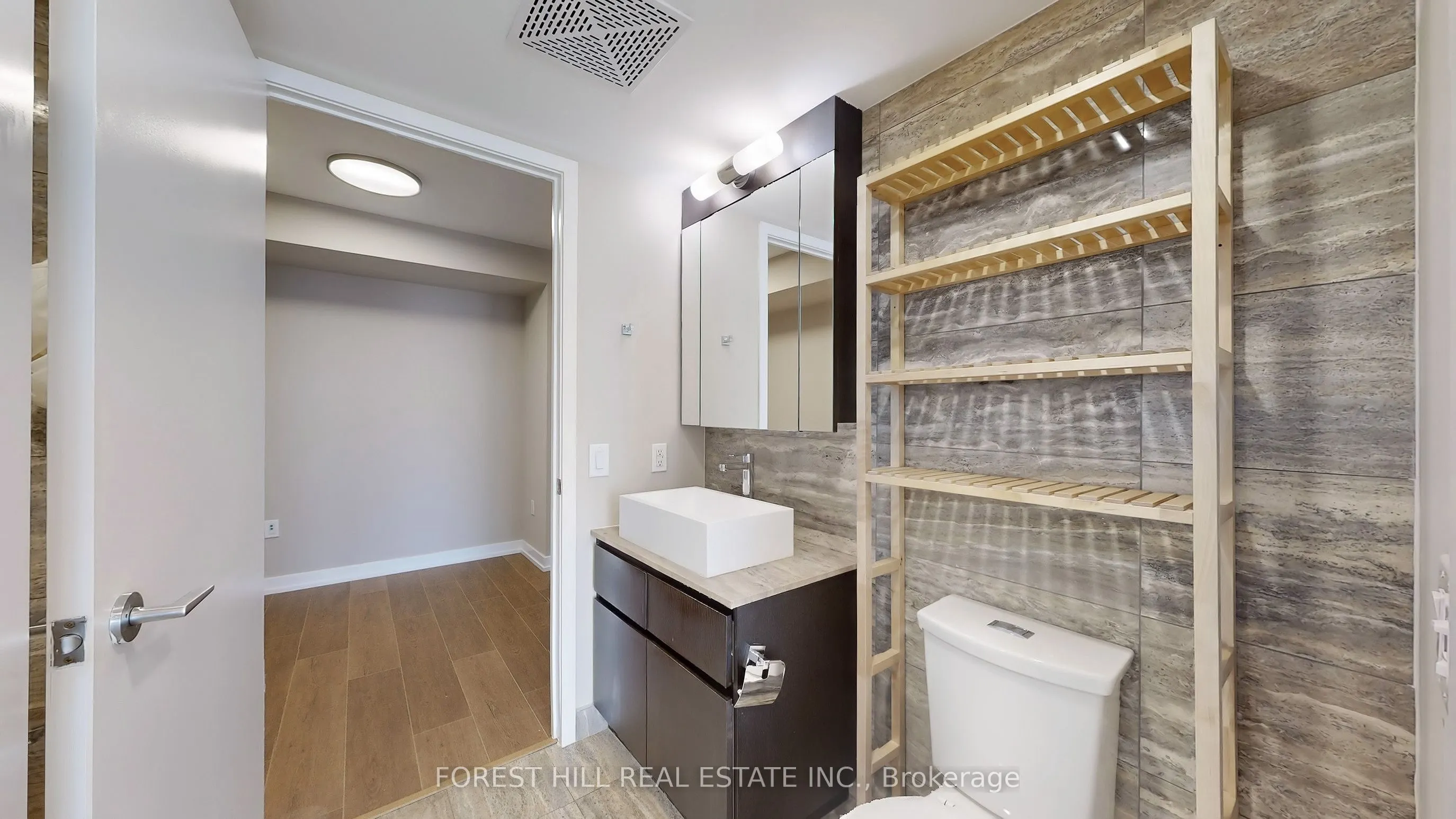 15 Iceboat Terrace, #2816
