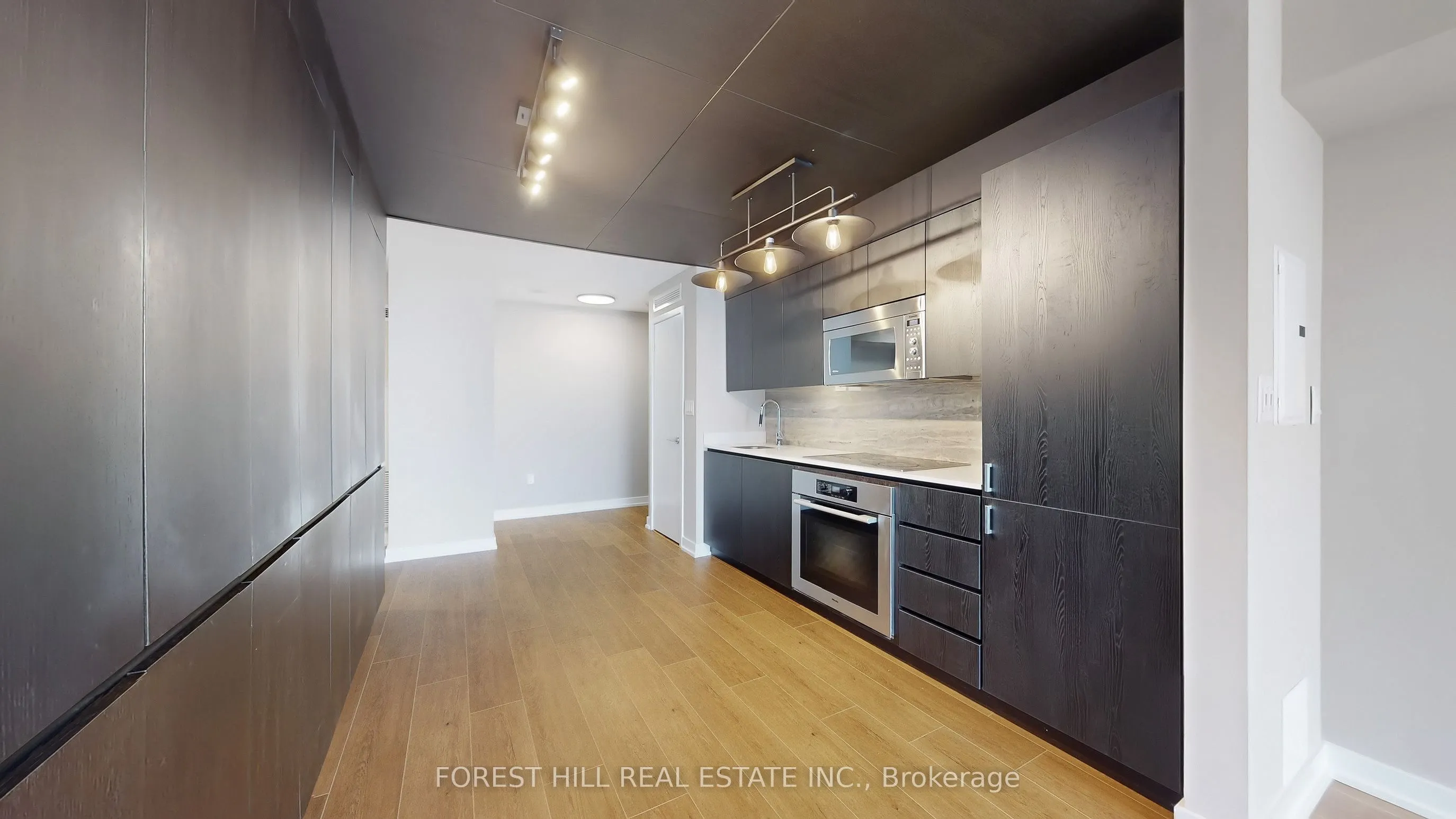 15 Iceboat Terrace, #2816