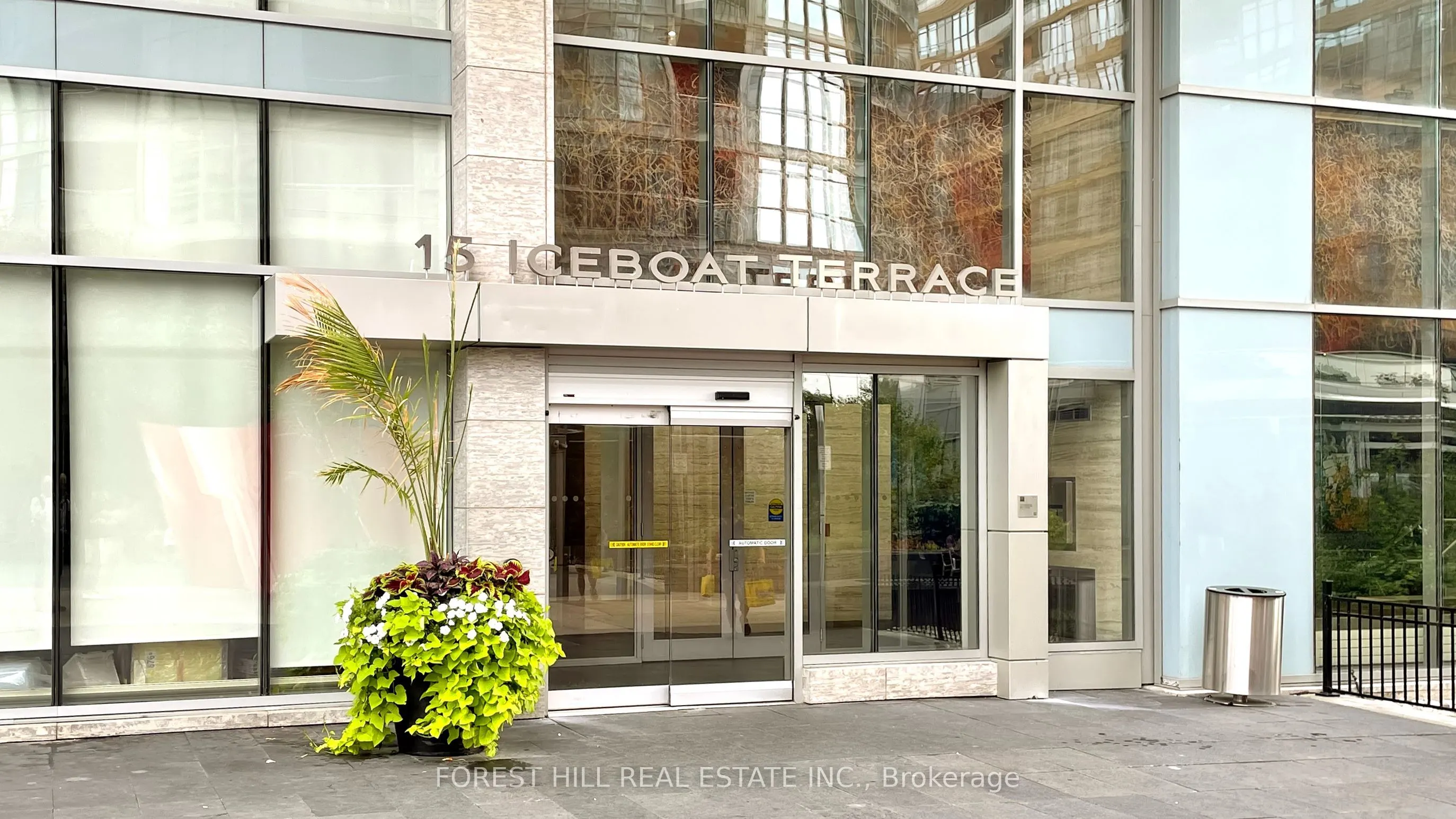 15 Iceboat Terrace, #2816