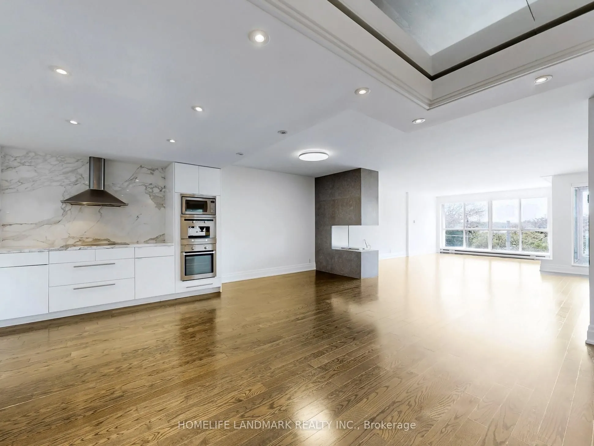 480 Queens Quay W, #304W