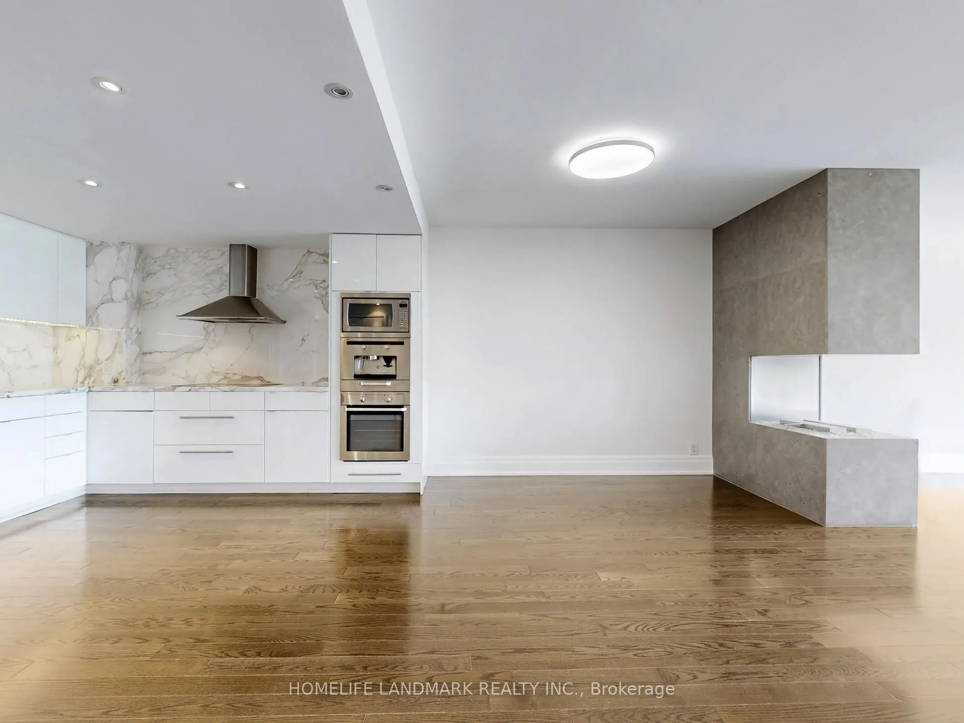 480 Queens Quay W, #304W