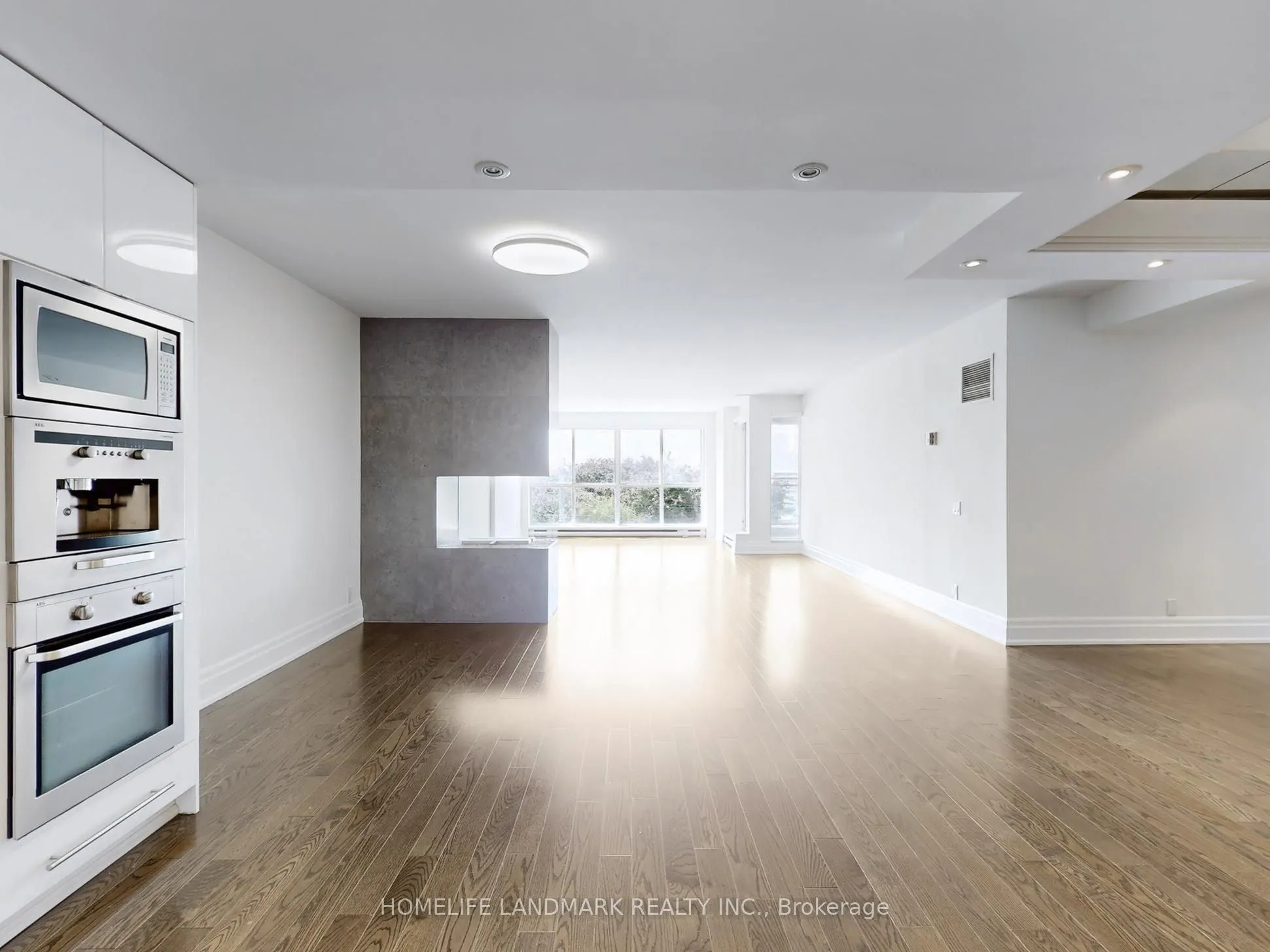480 Queens Quay W, #304W