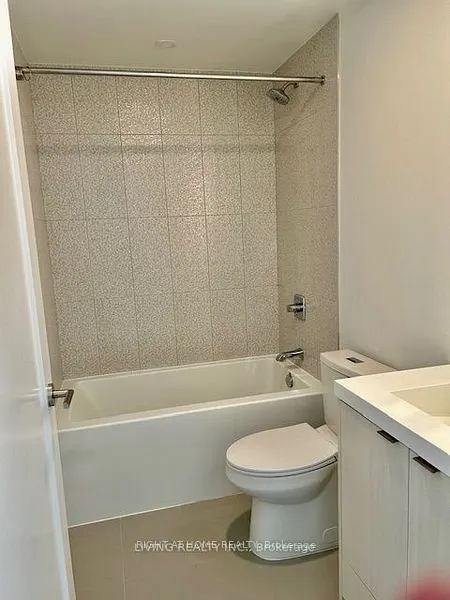 30 Inn on the Park Drive E, #3906