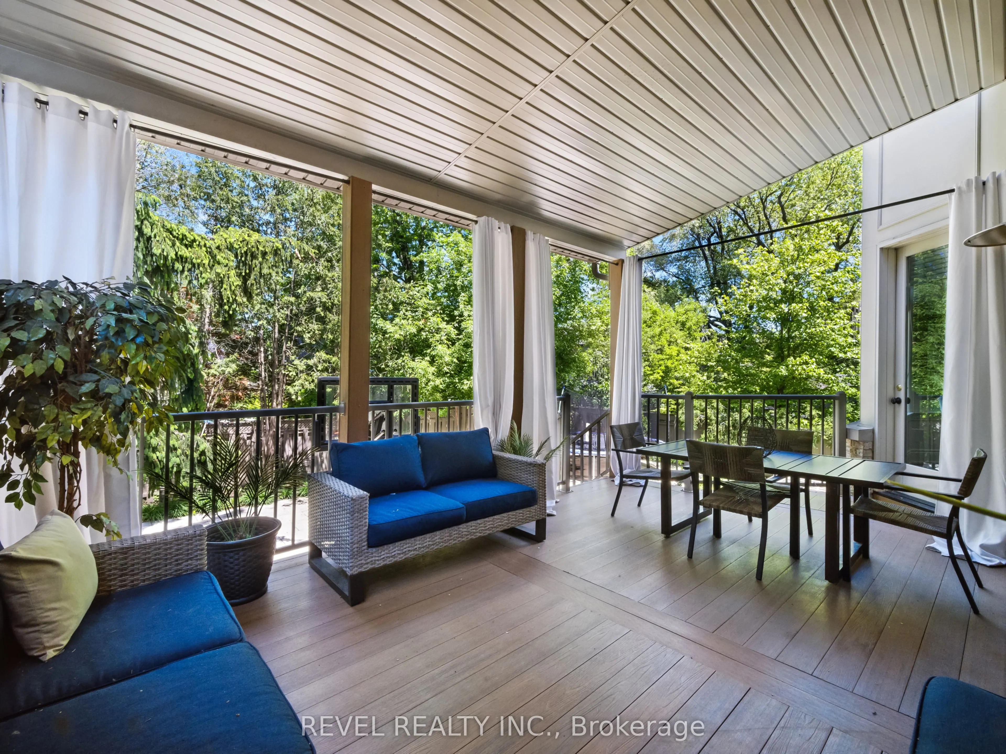 208 Carmichael Avenue