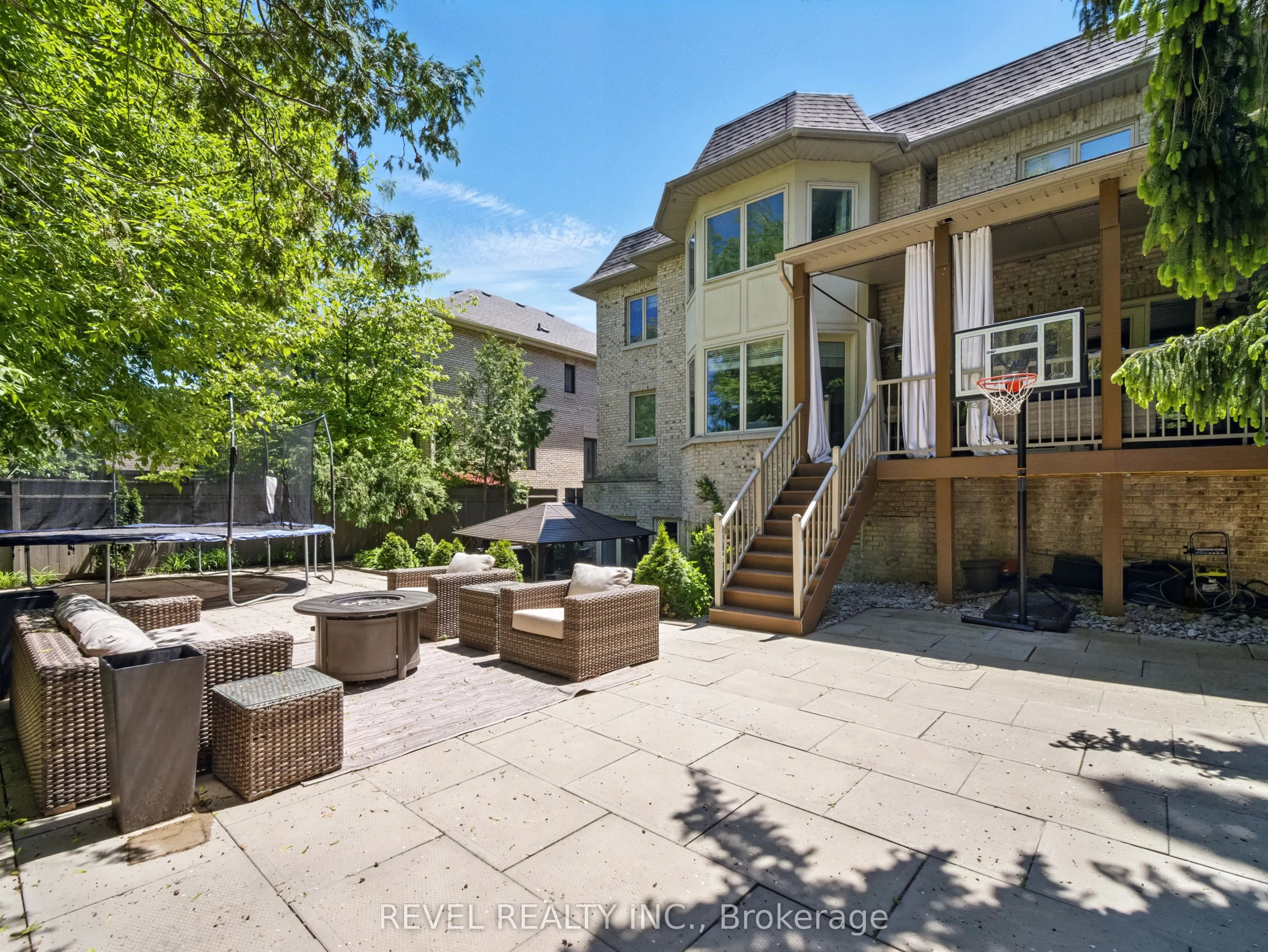 208 Carmichael Avenue