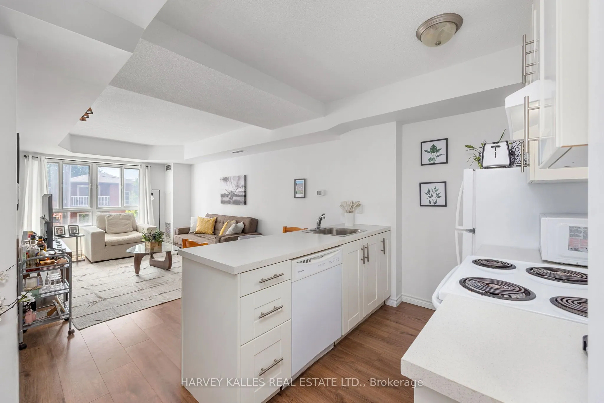 15 Maplewood Avenue, #212