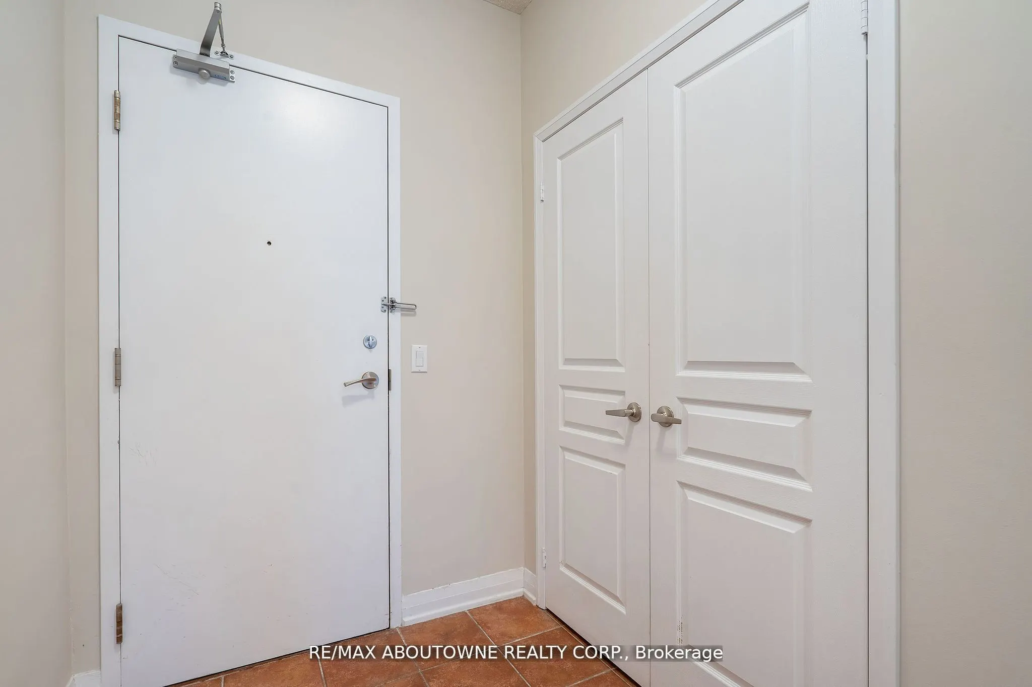 1121 Bay Street, #203
