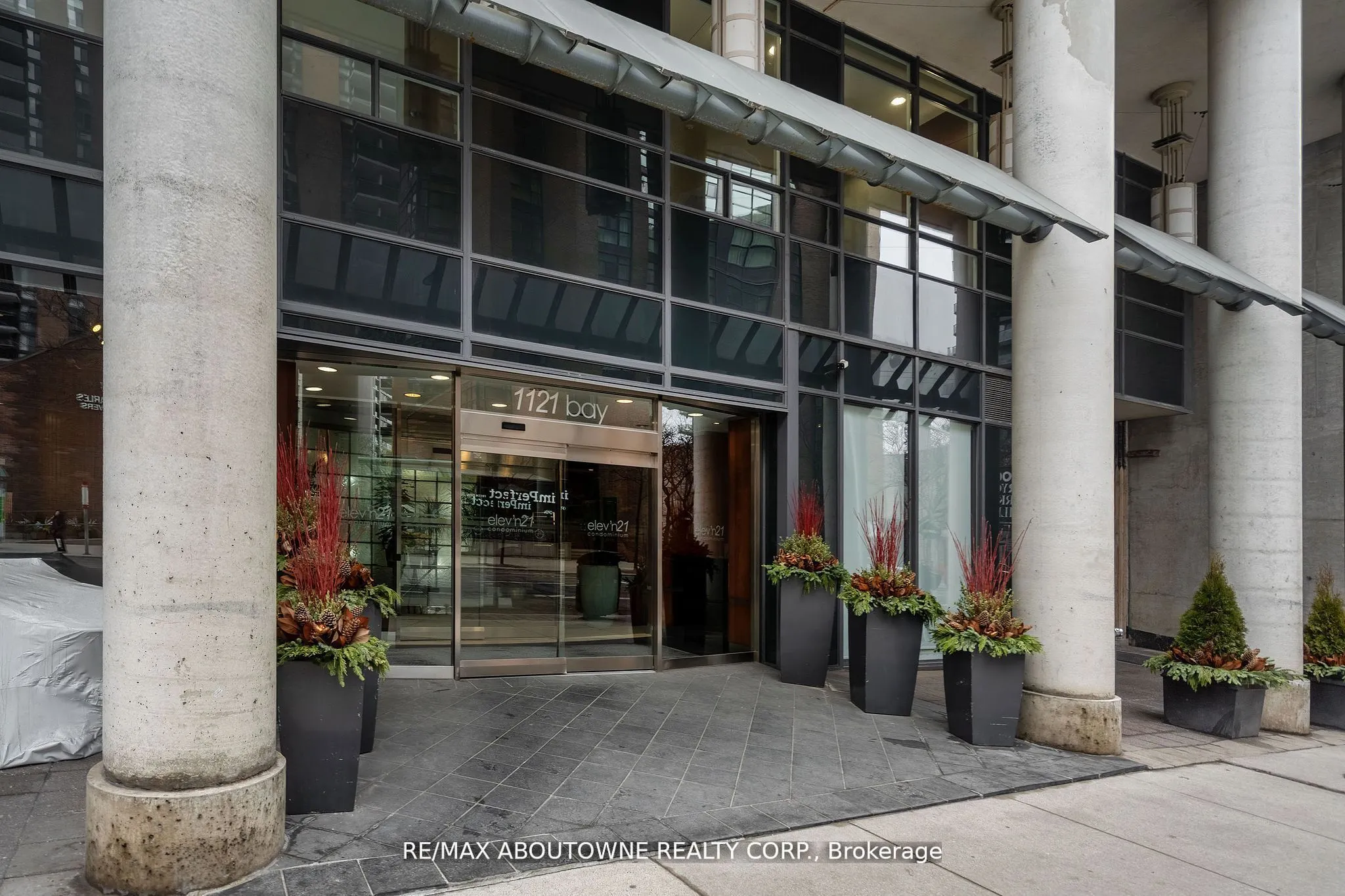 1121 Bay Street, #203