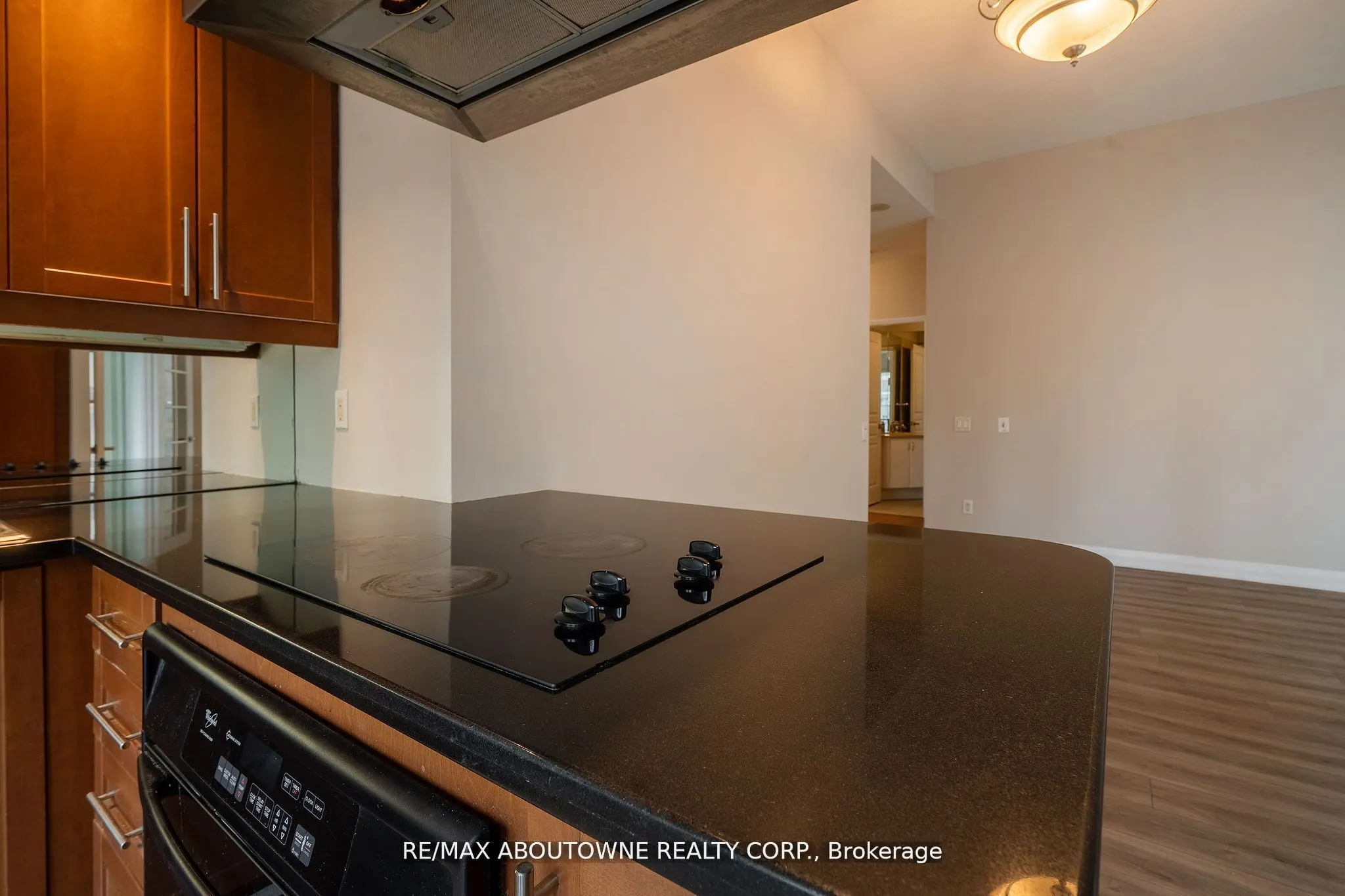 1121 Bay Street, #203