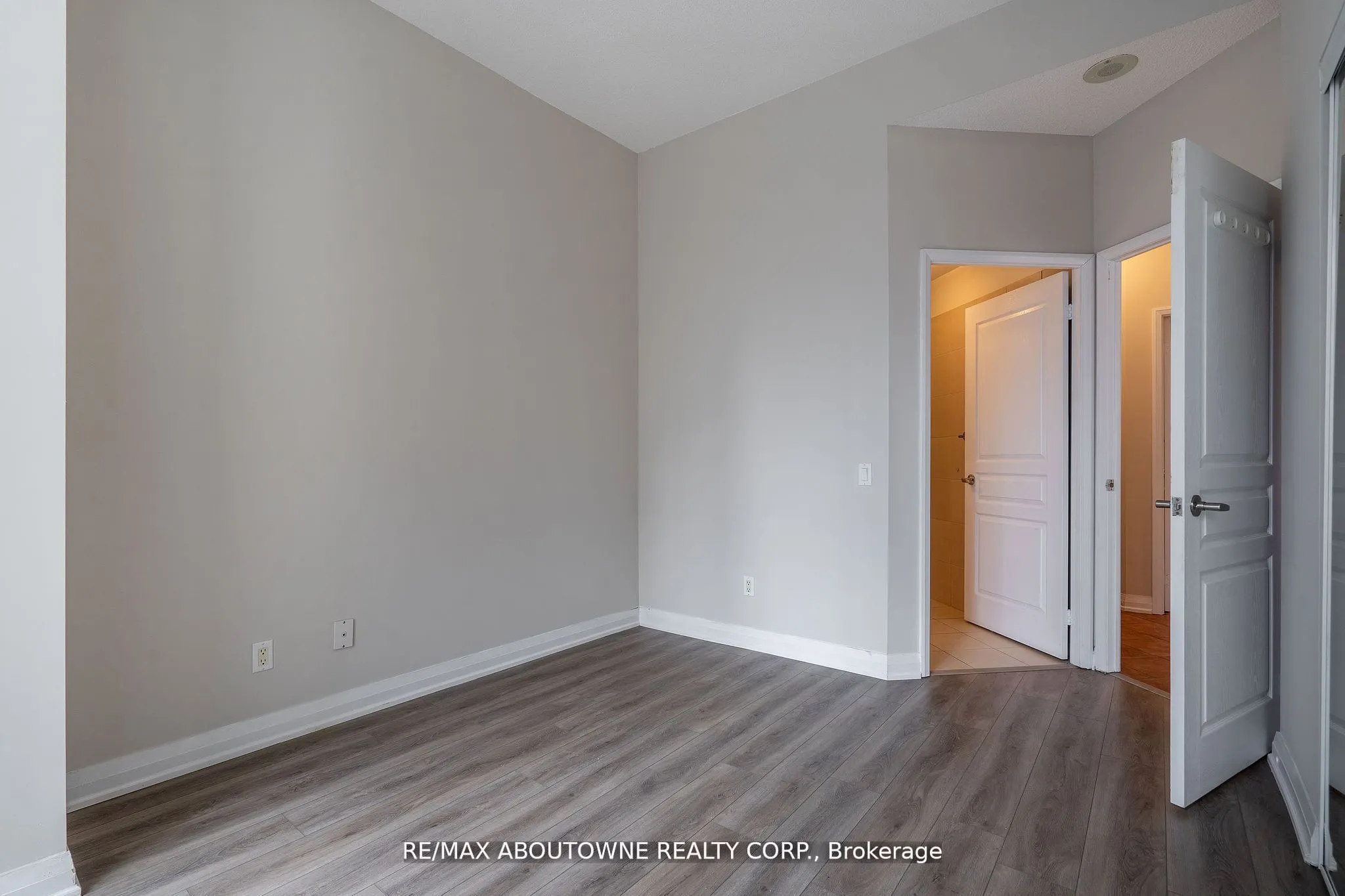 1121 Bay Street, #203