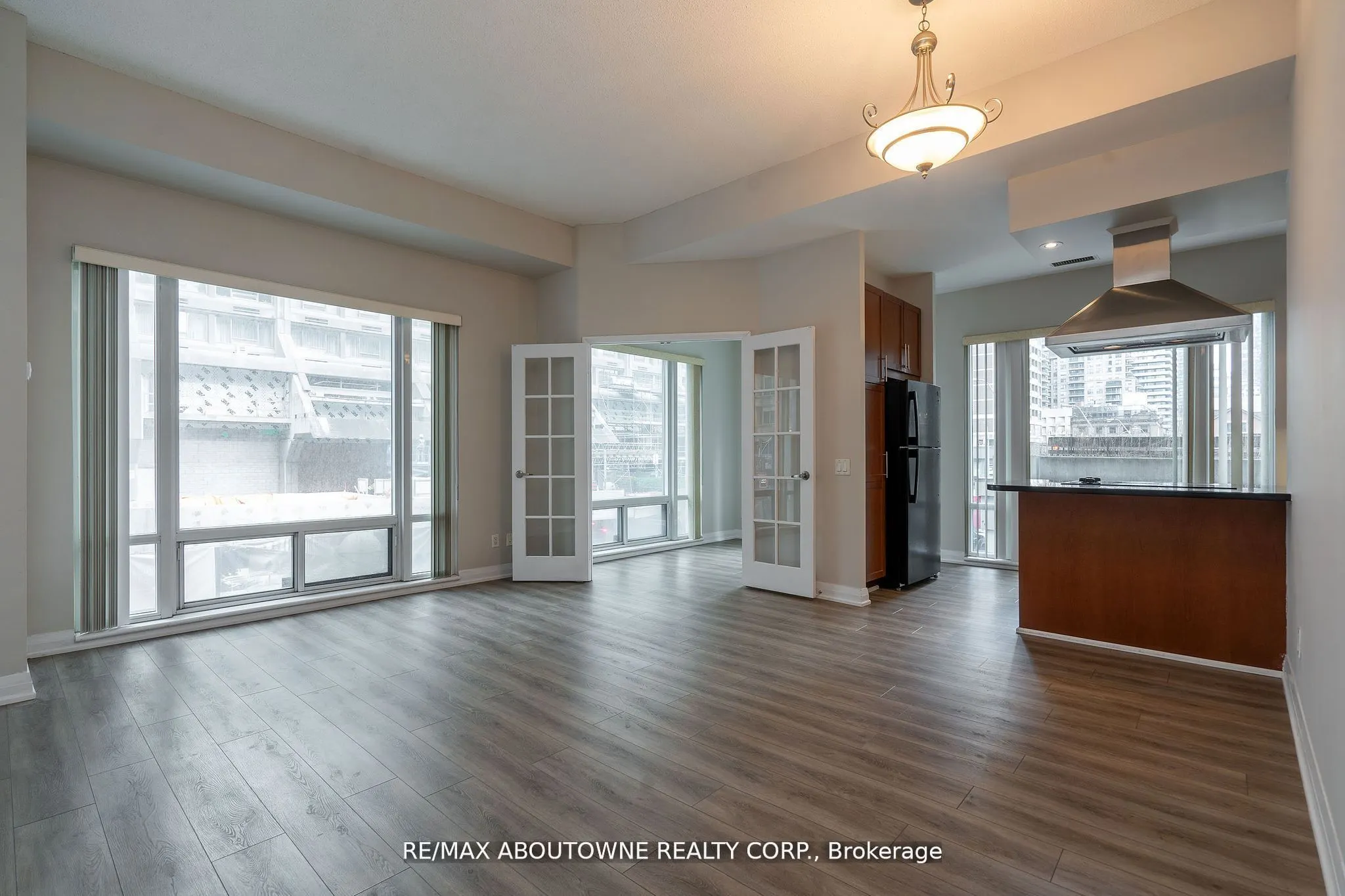 1121 Bay Street, #203