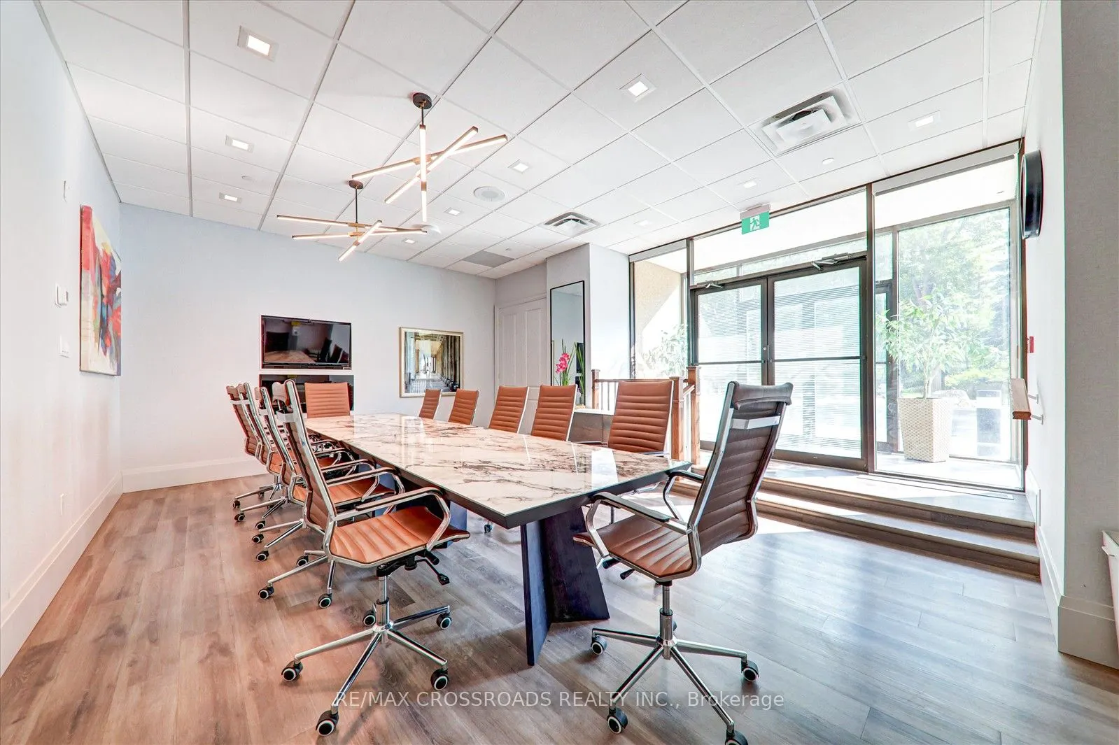 1 Concorde Place, #405
