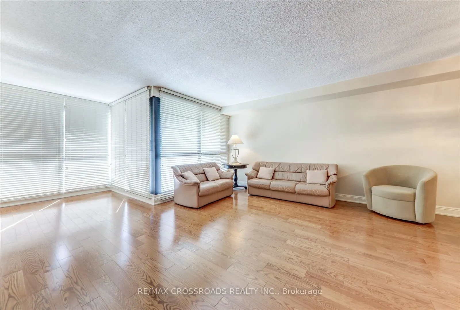 1 Concorde Place, #405