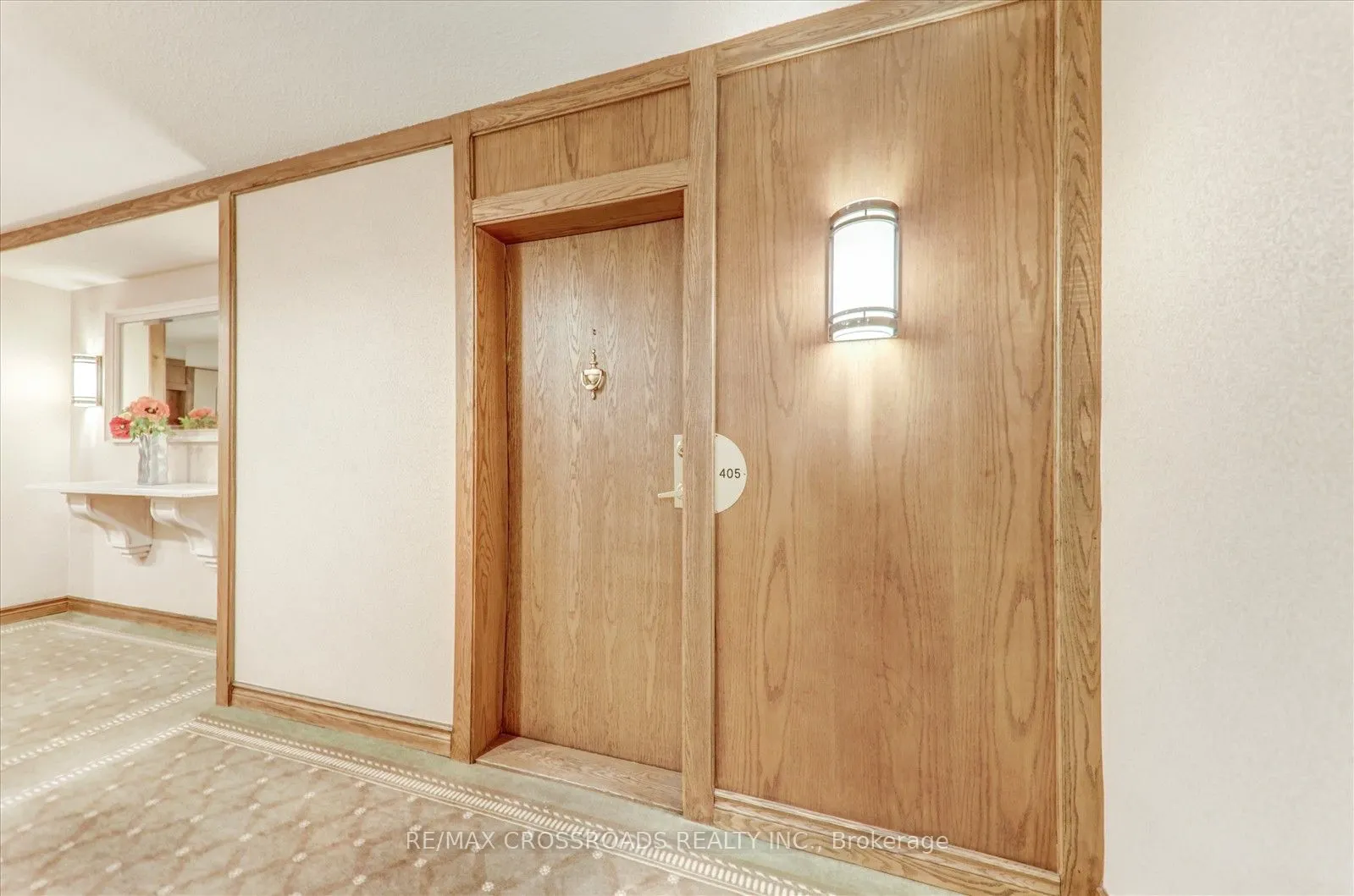 1 Concorde Place, #405