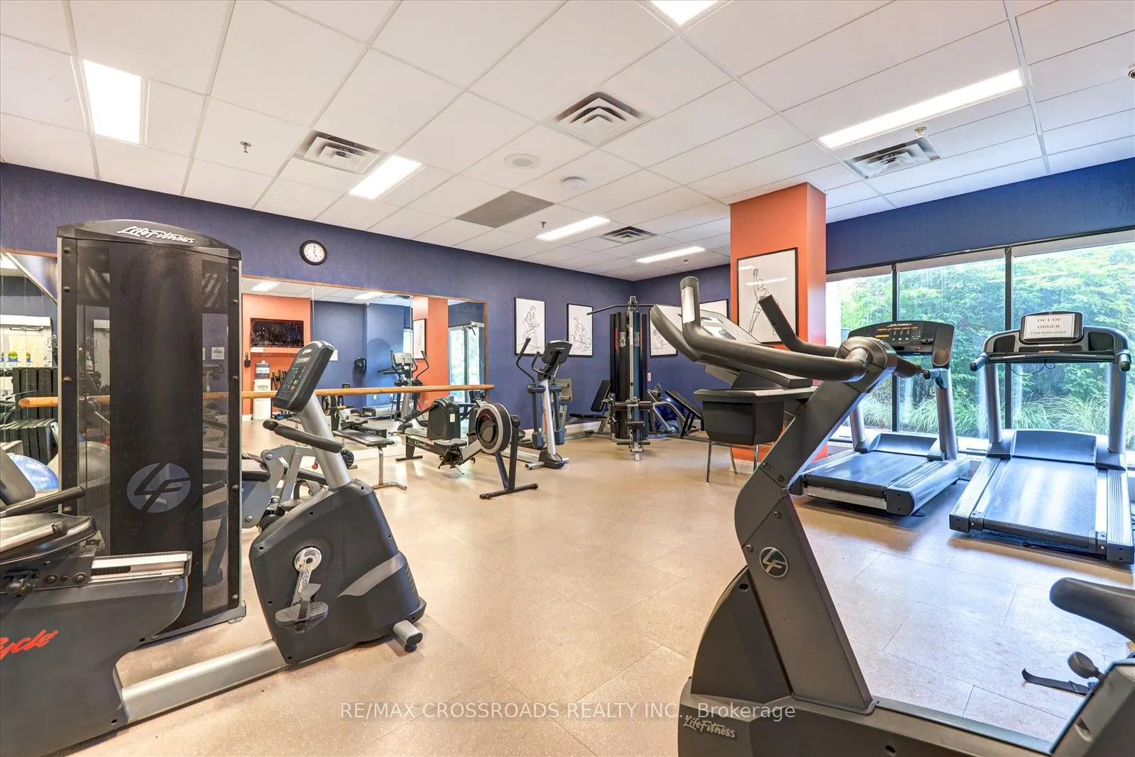 1 Concorde Place, #405