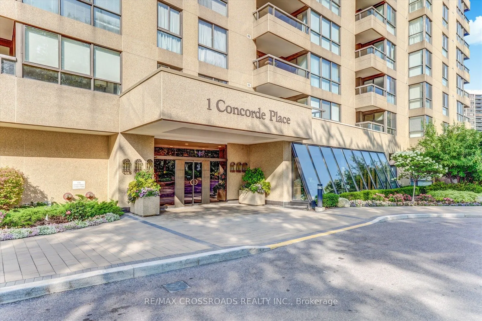 1 Concorde Place, #405