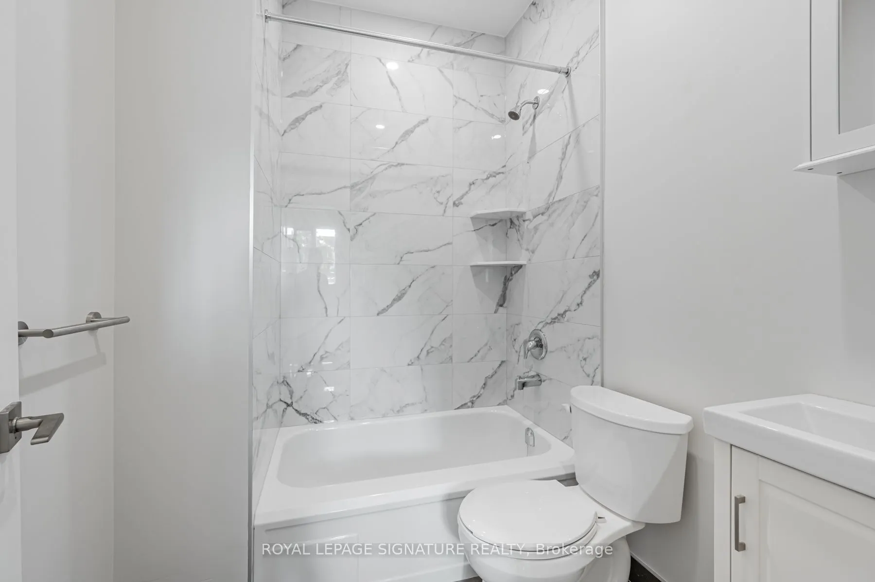 382 Palmerston Boulevard, #2A