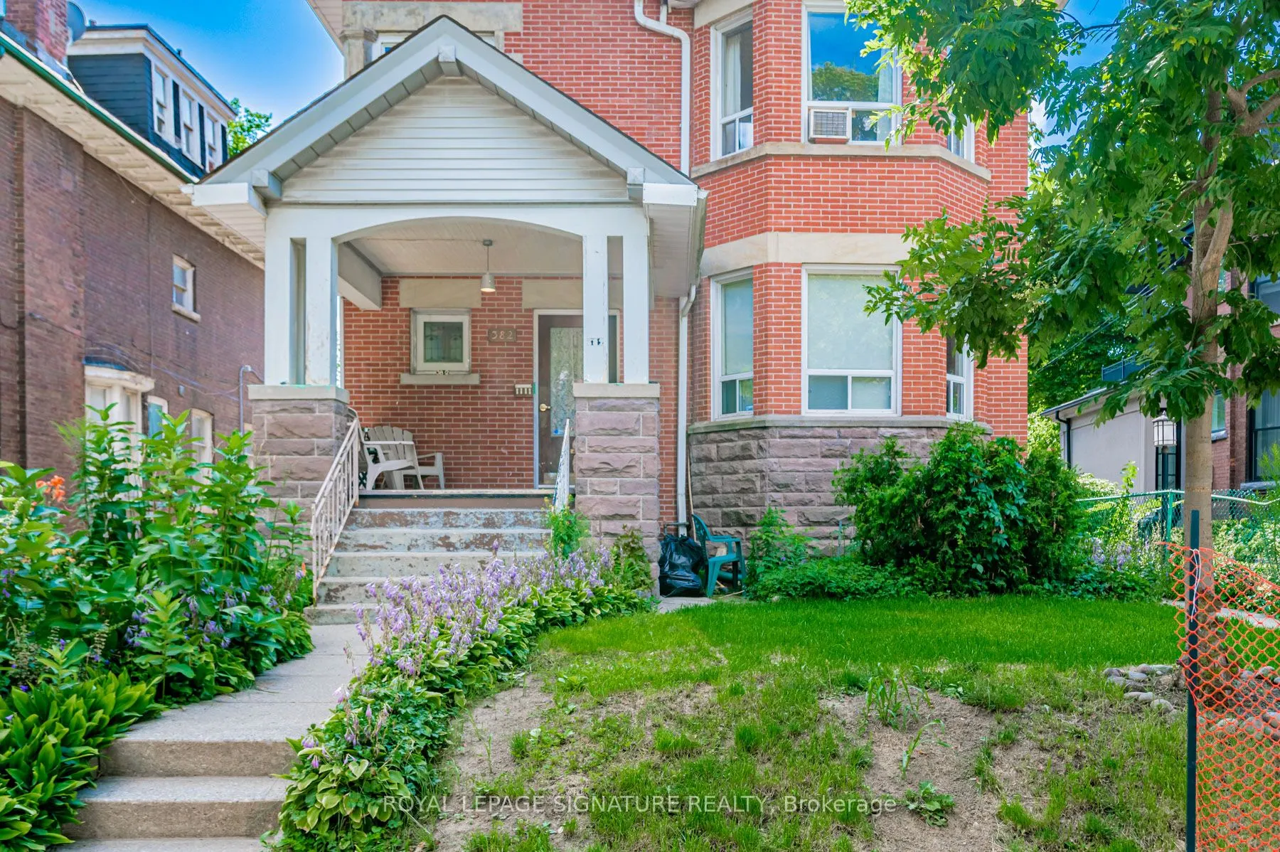 382 Palmerston Boulevard, #2A