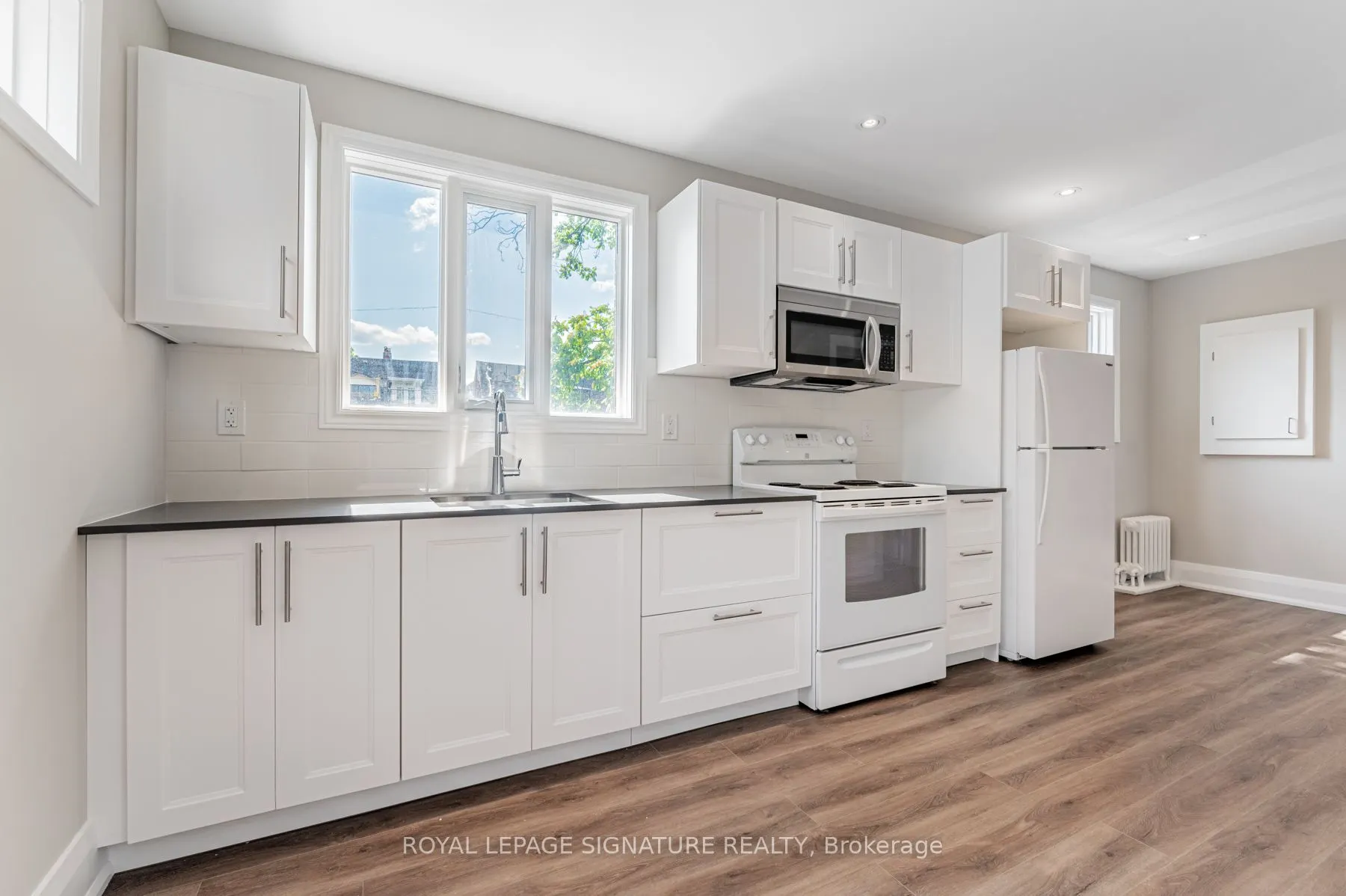 382 Palmerston Boulevard, #2A