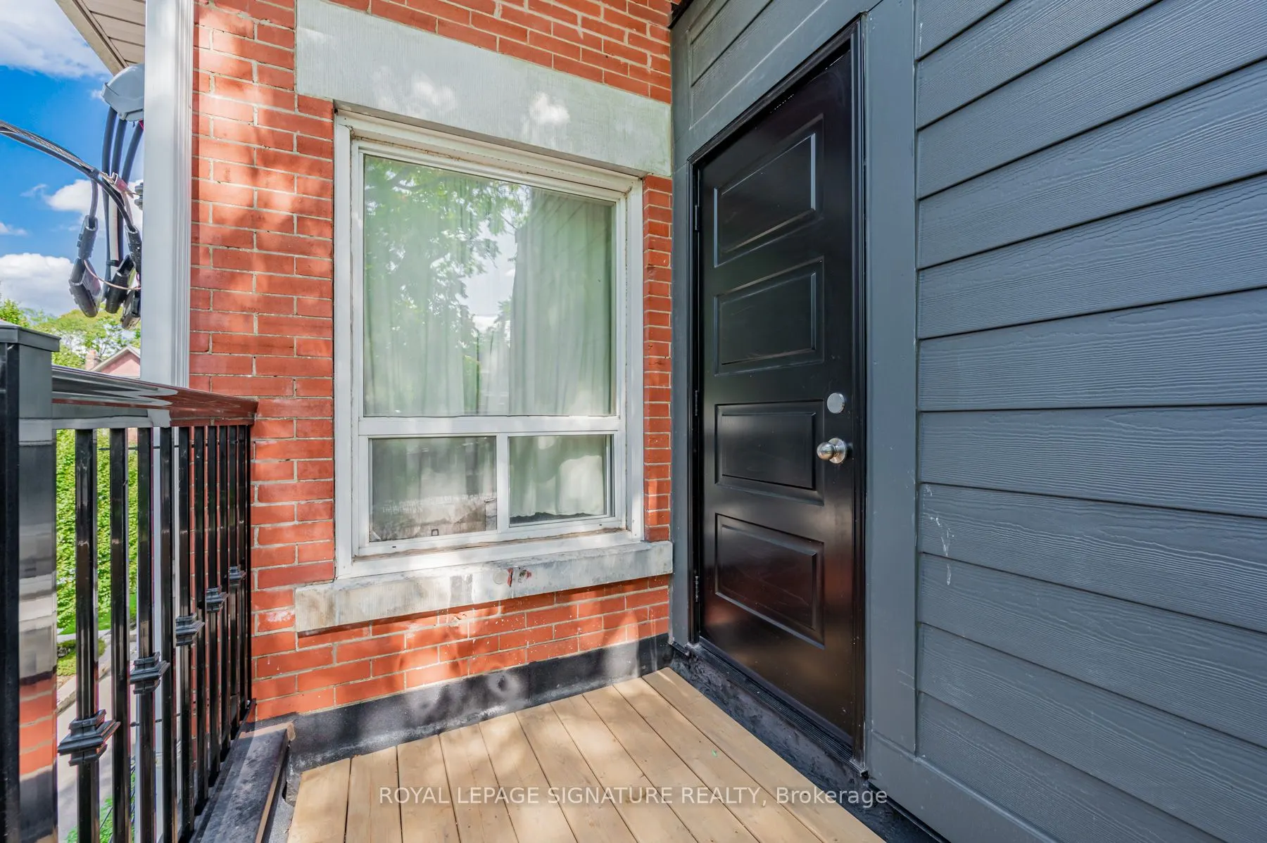 382 Palmerston Boulevard, #2A