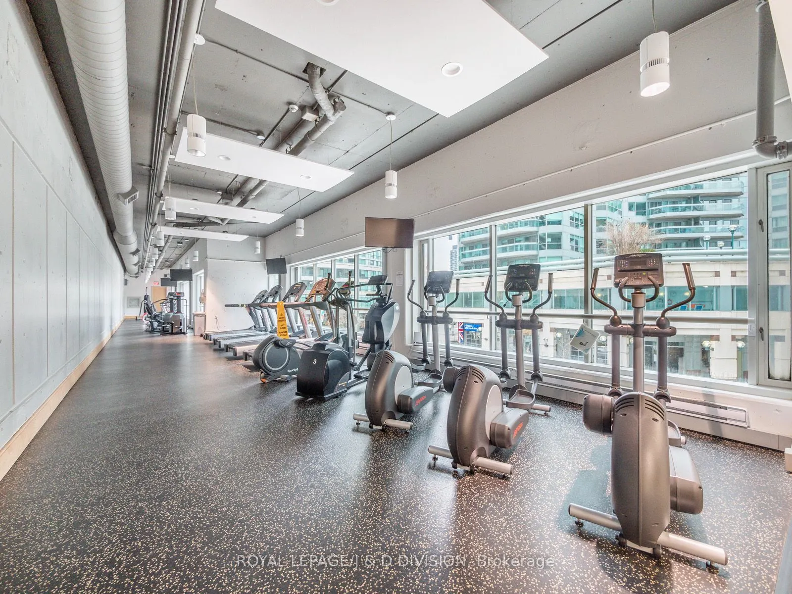 10 Queens Quay W, #706