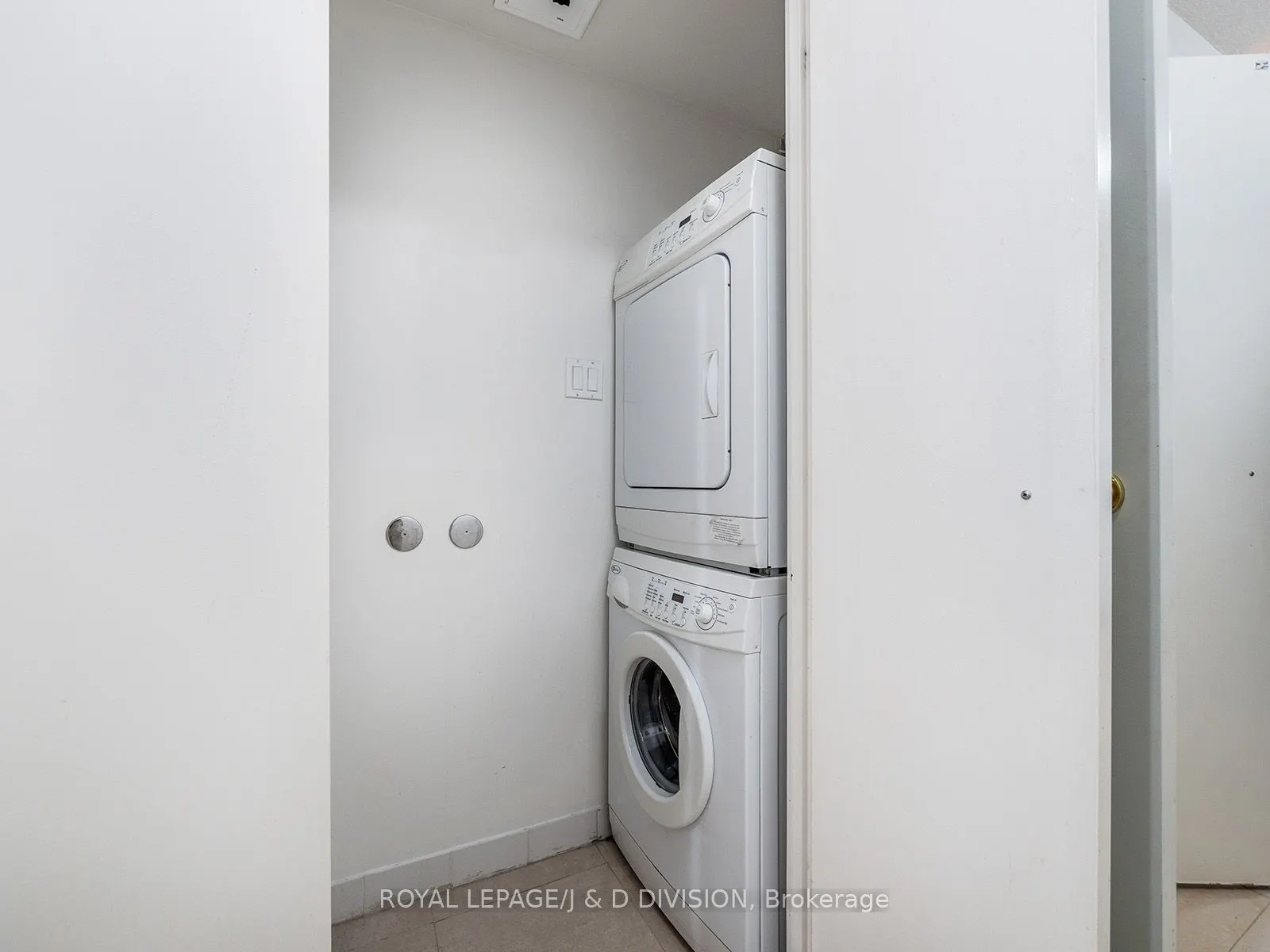 10 Queens Quay W, #706