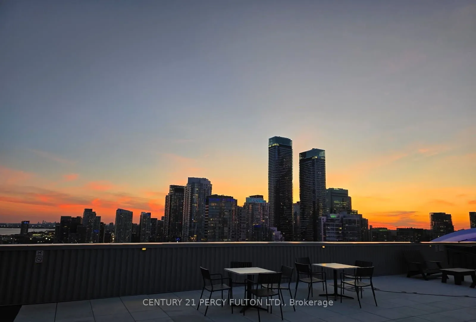 270 Queens Quay W, #1407