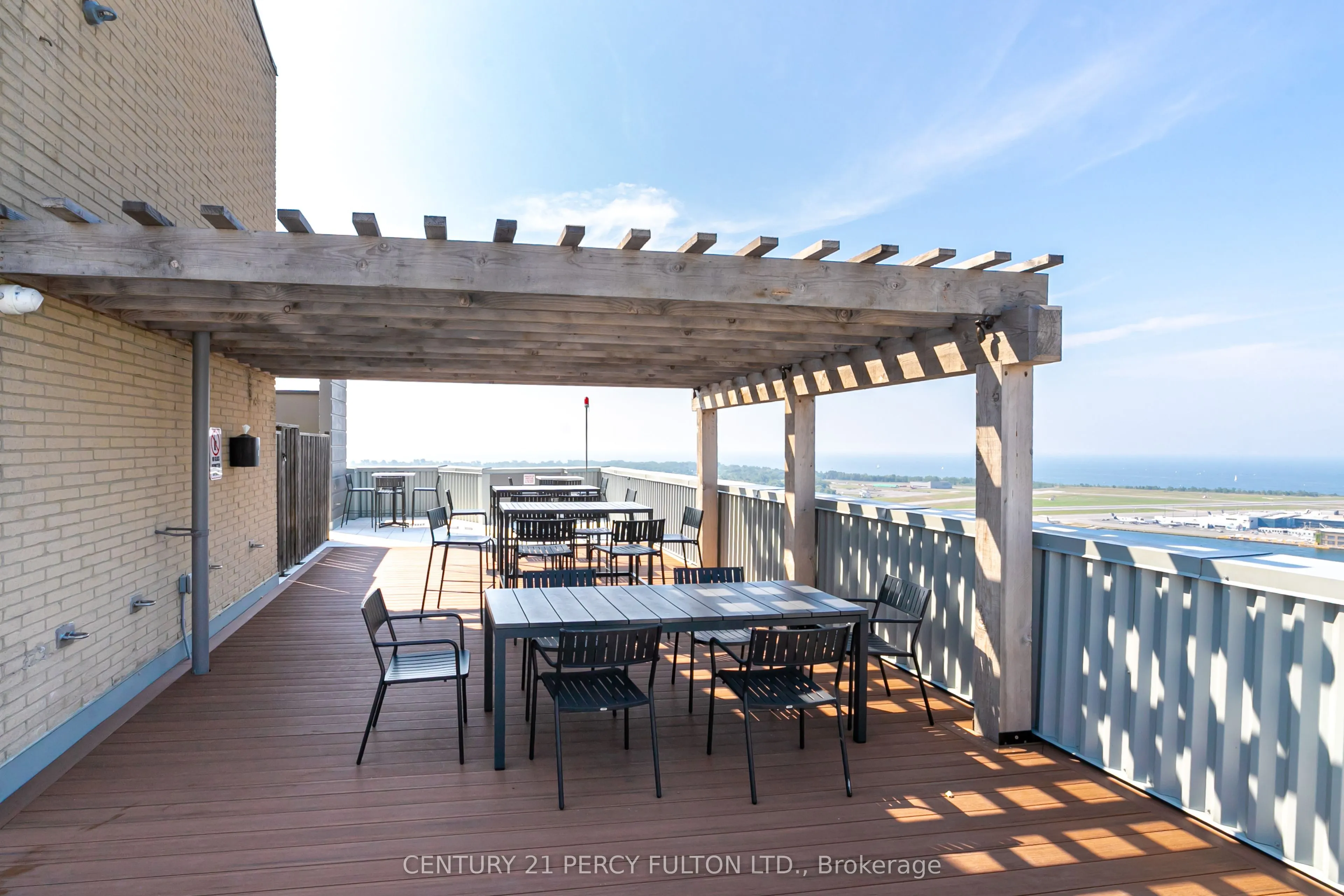 270 Queens Quay W, #1407