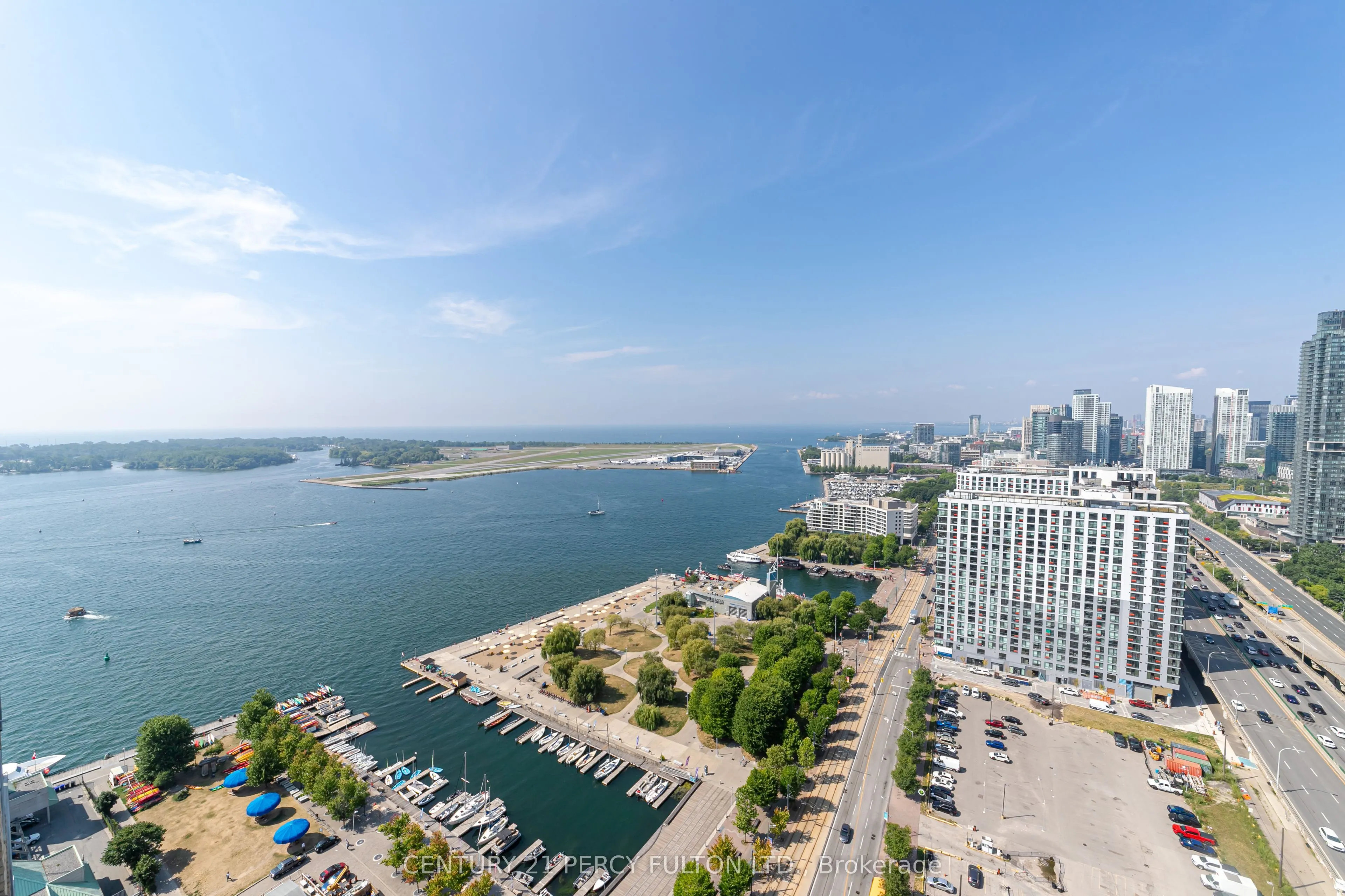270 Queens Quay W, #1407