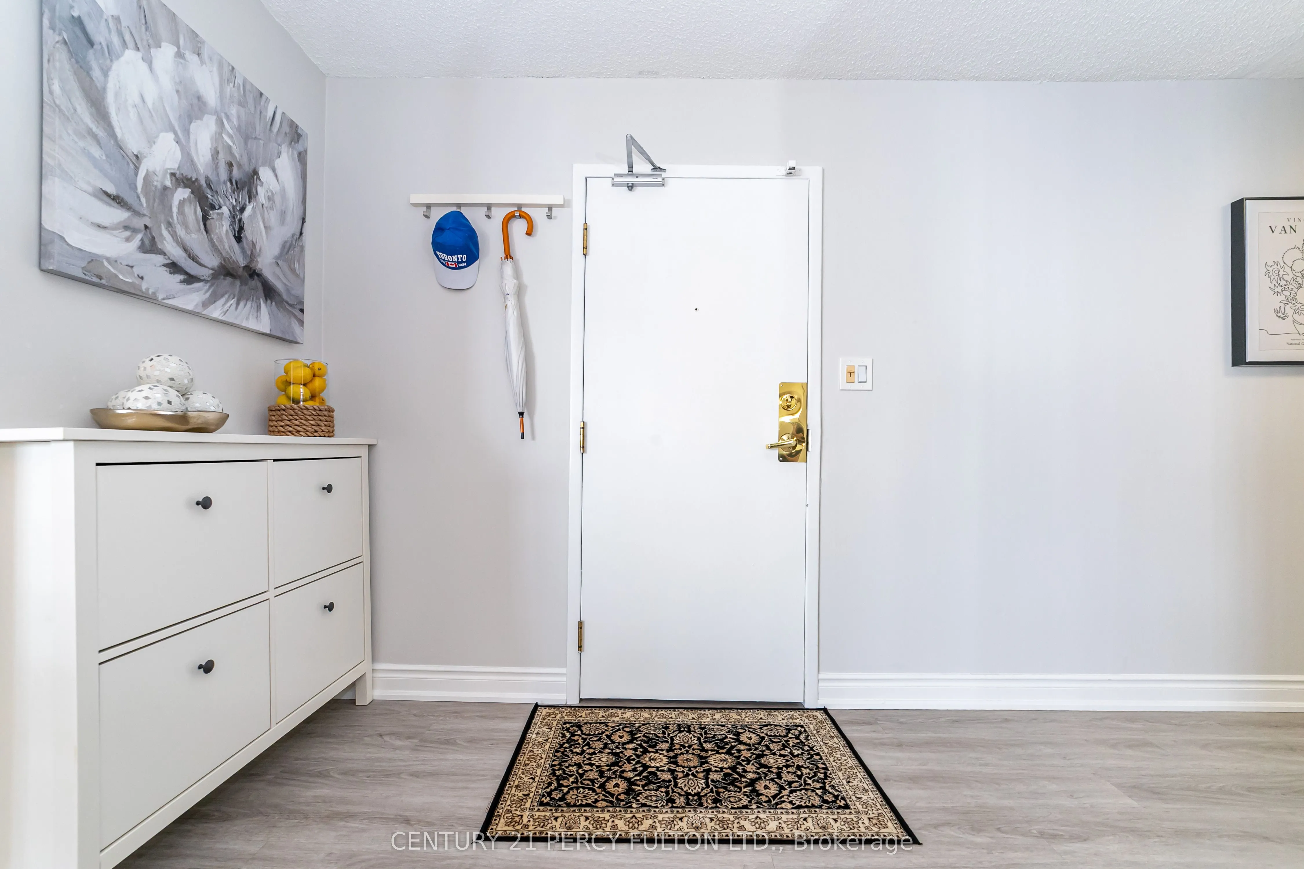 270 Queens Quay W, #1407