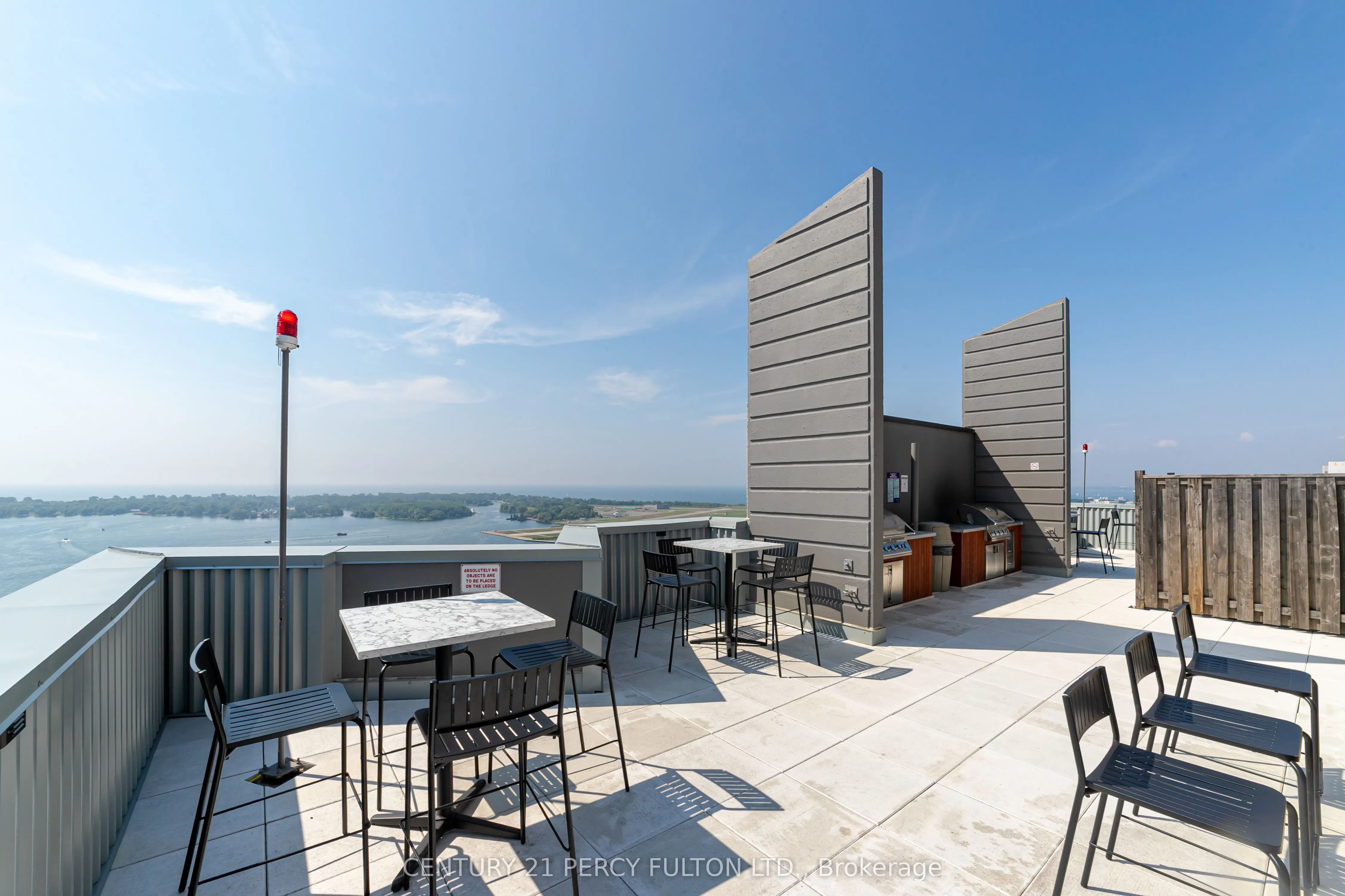 270 Queens Quay W, #1407