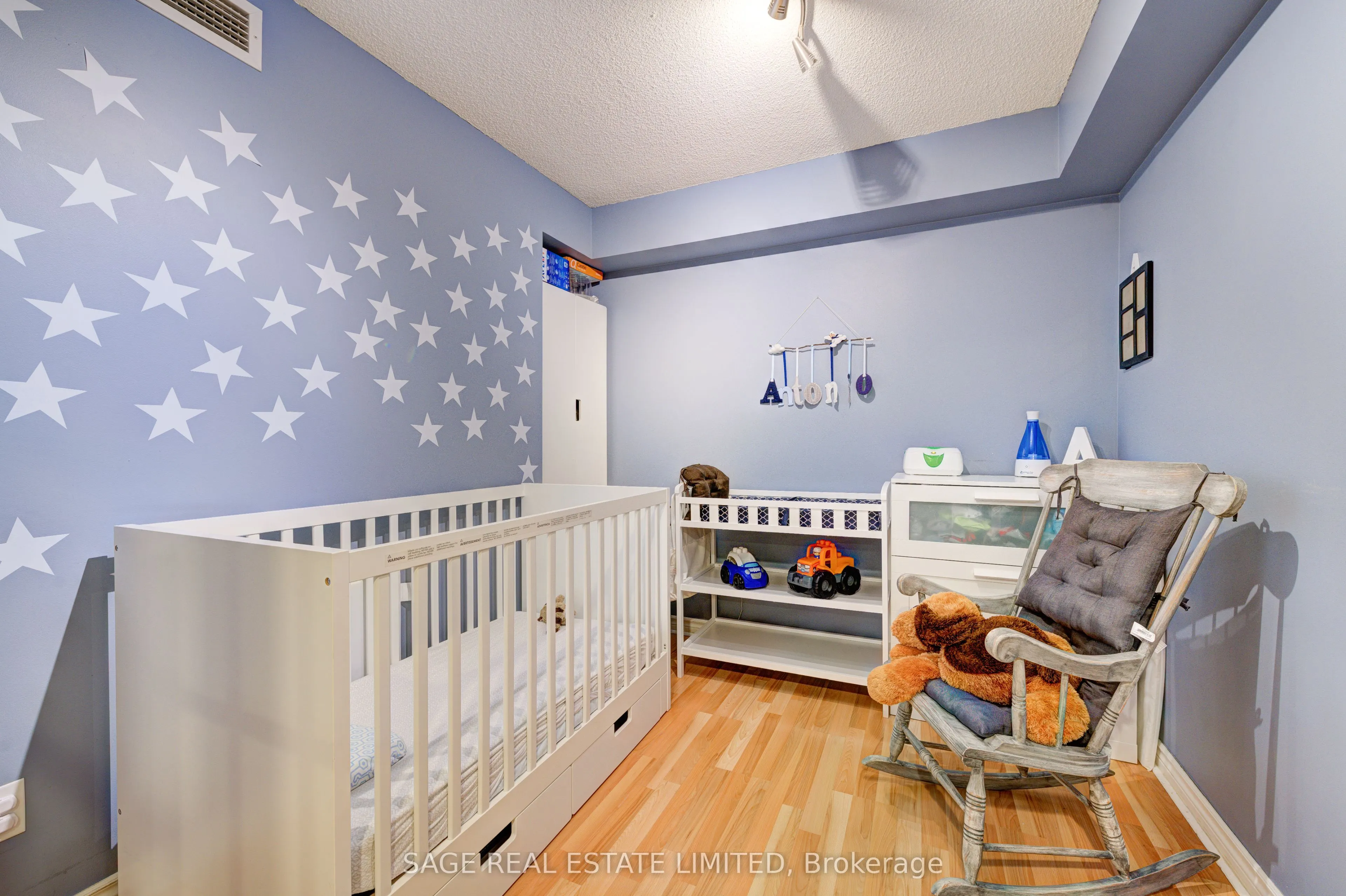 3 Rean Drive, #2512