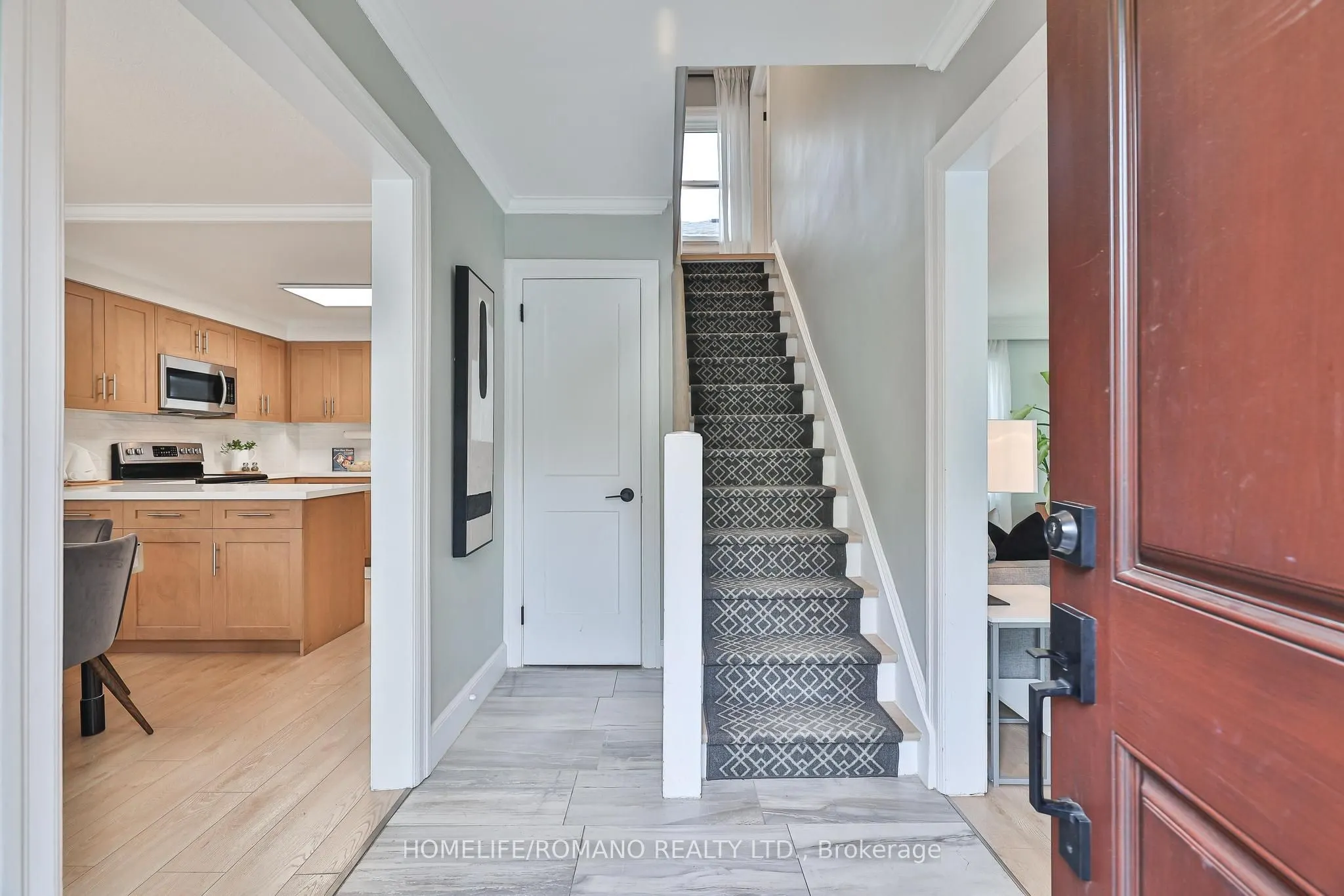 542 Deloraine Avenue