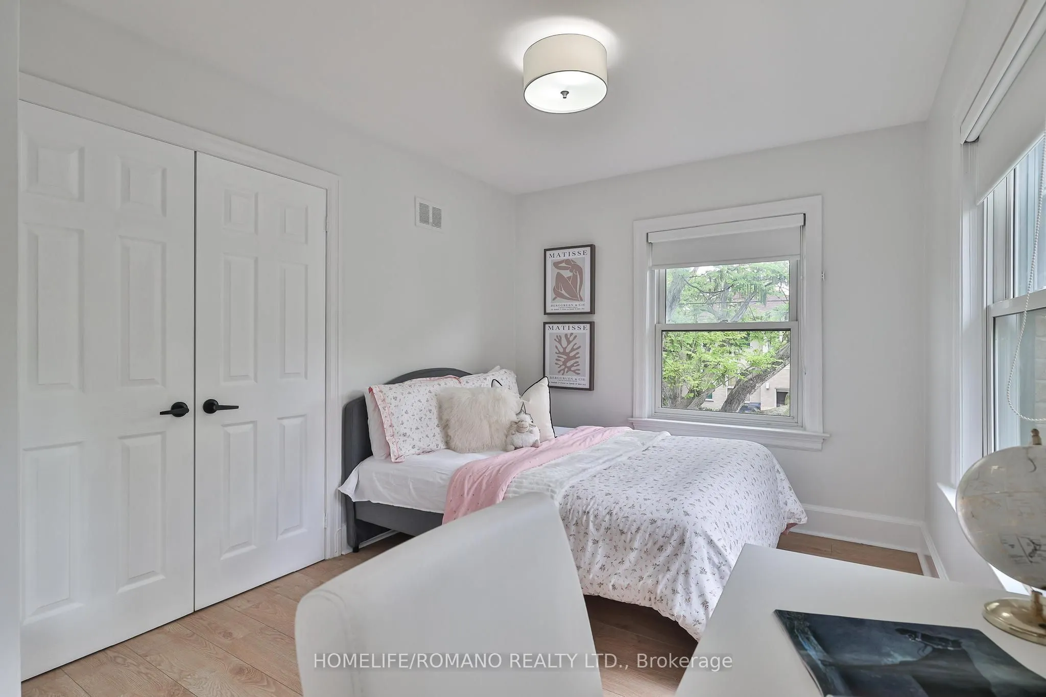 542 Deloraine Avenue