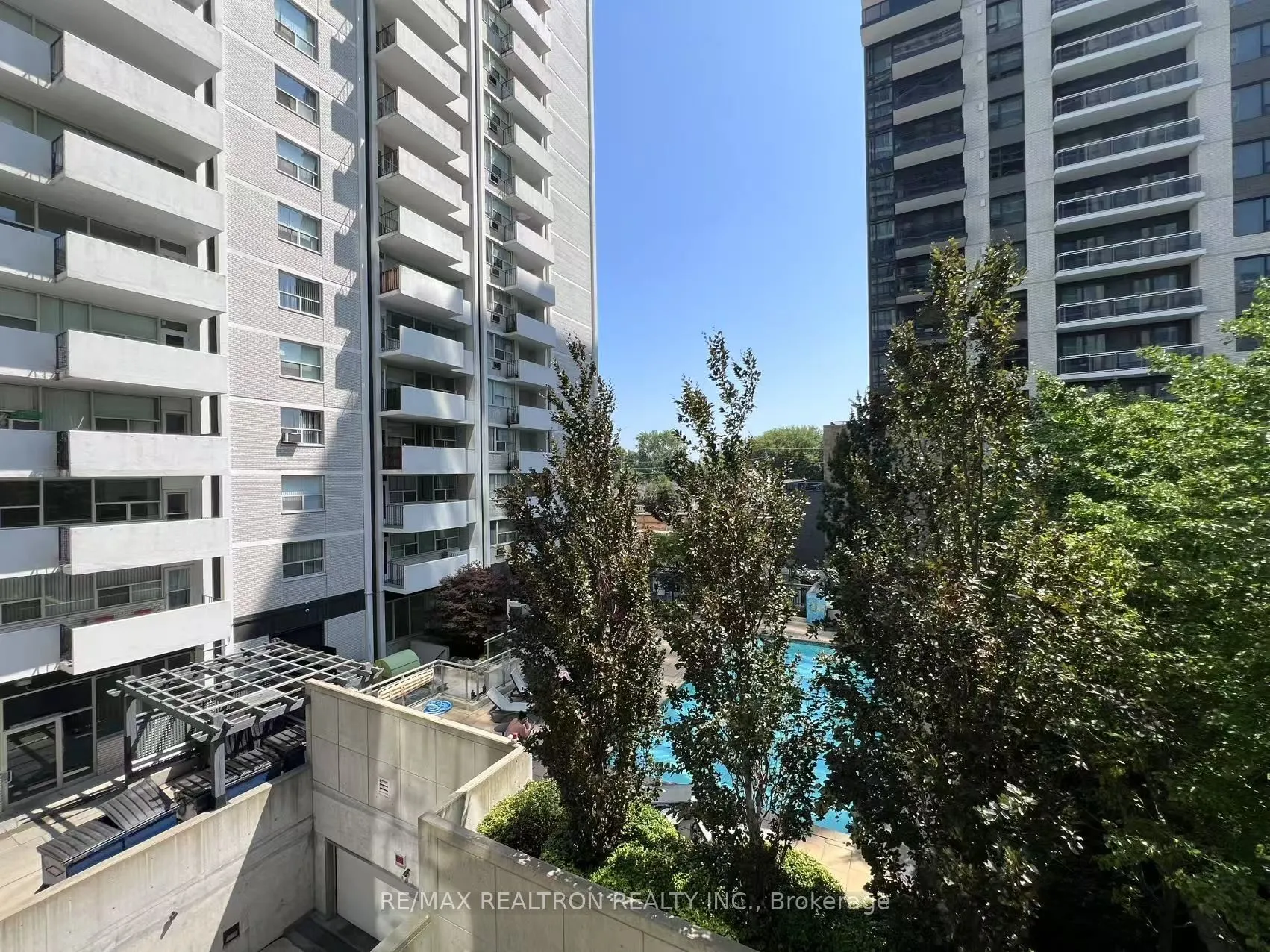 83 Redpath Avenue, #204
