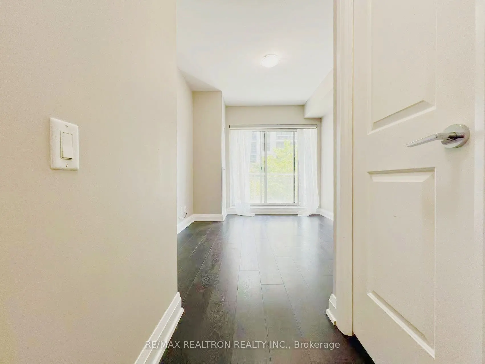 83 Redpath Avenue, #204