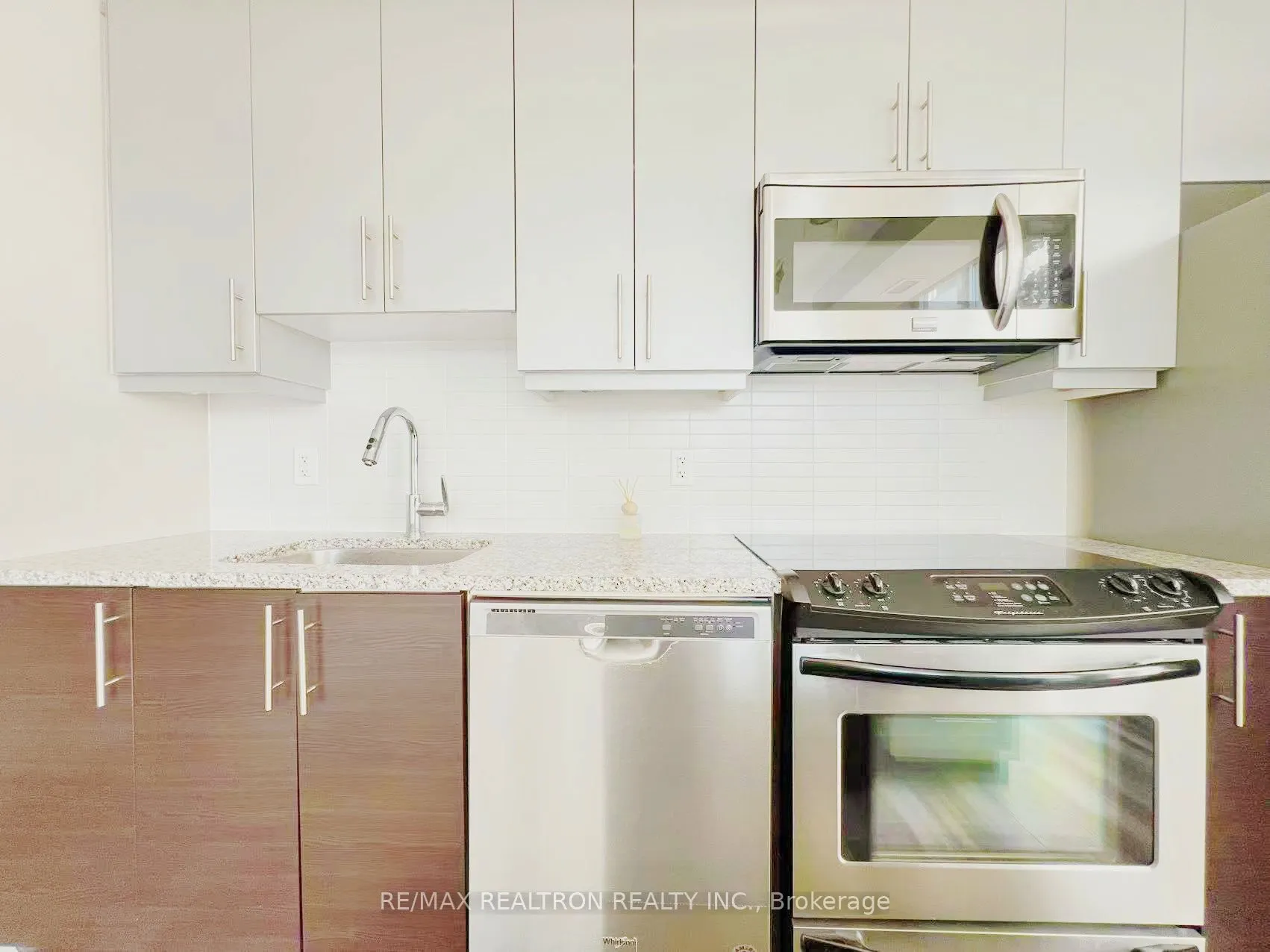 83 Redpath Avenue, #204