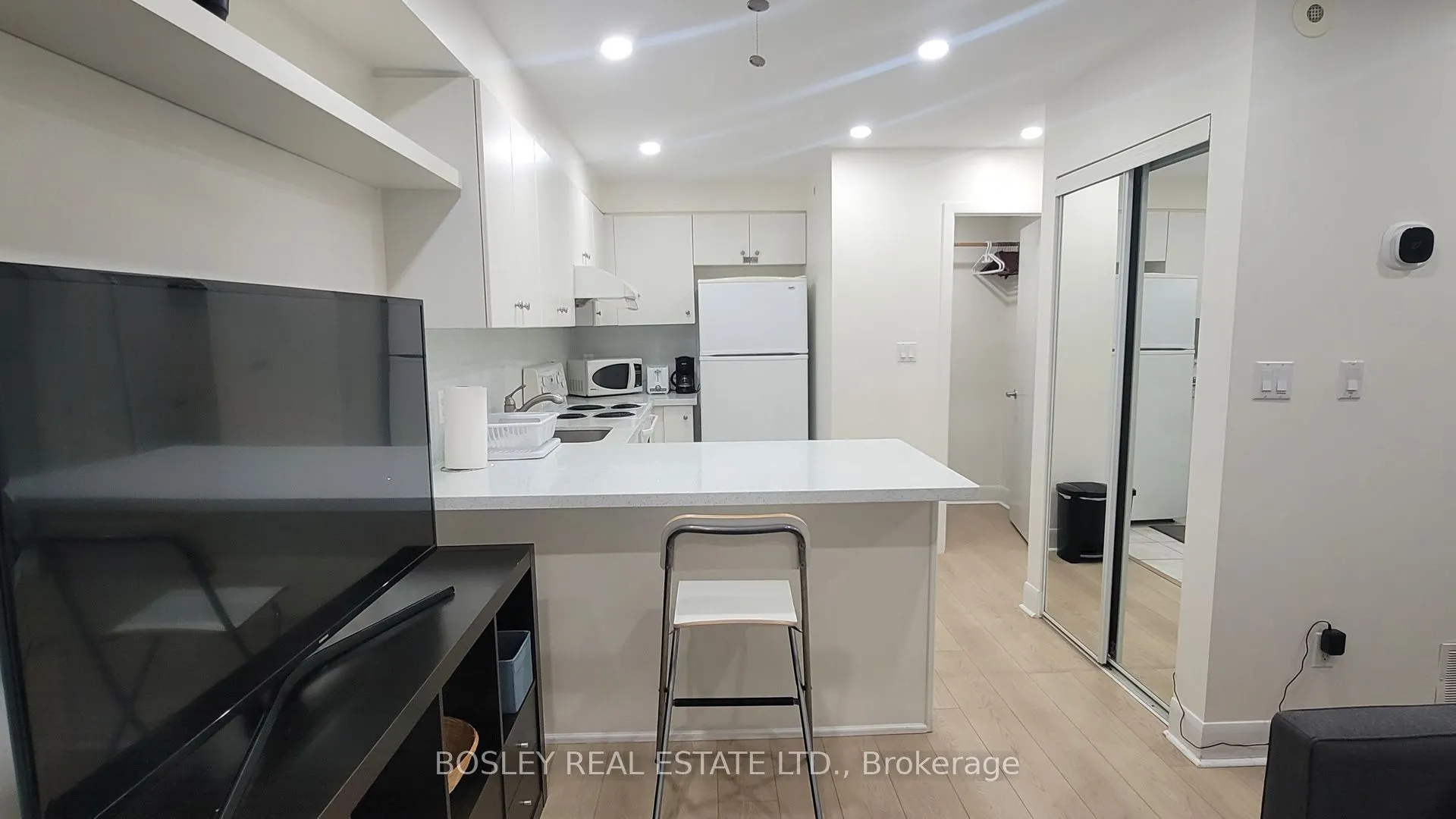 415 Jarvis Street, #155