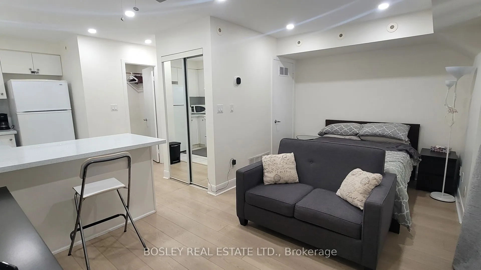 415 Jarvis Street, #155